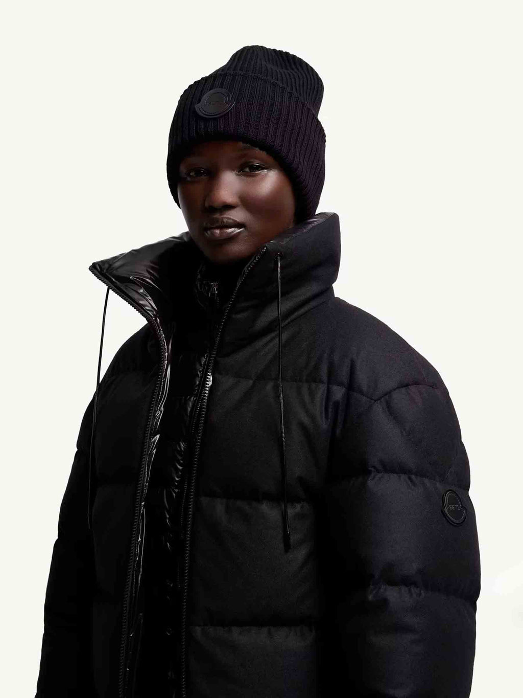 Wool Beanie Moncler – Гарантія оригінальності – вид ззаду