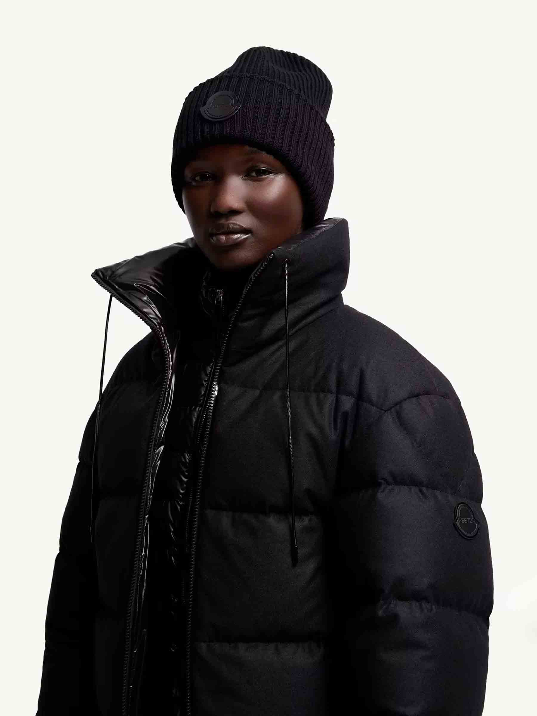 Wool Beanie Moncler – Гарантія оригінальності – вид ззаду