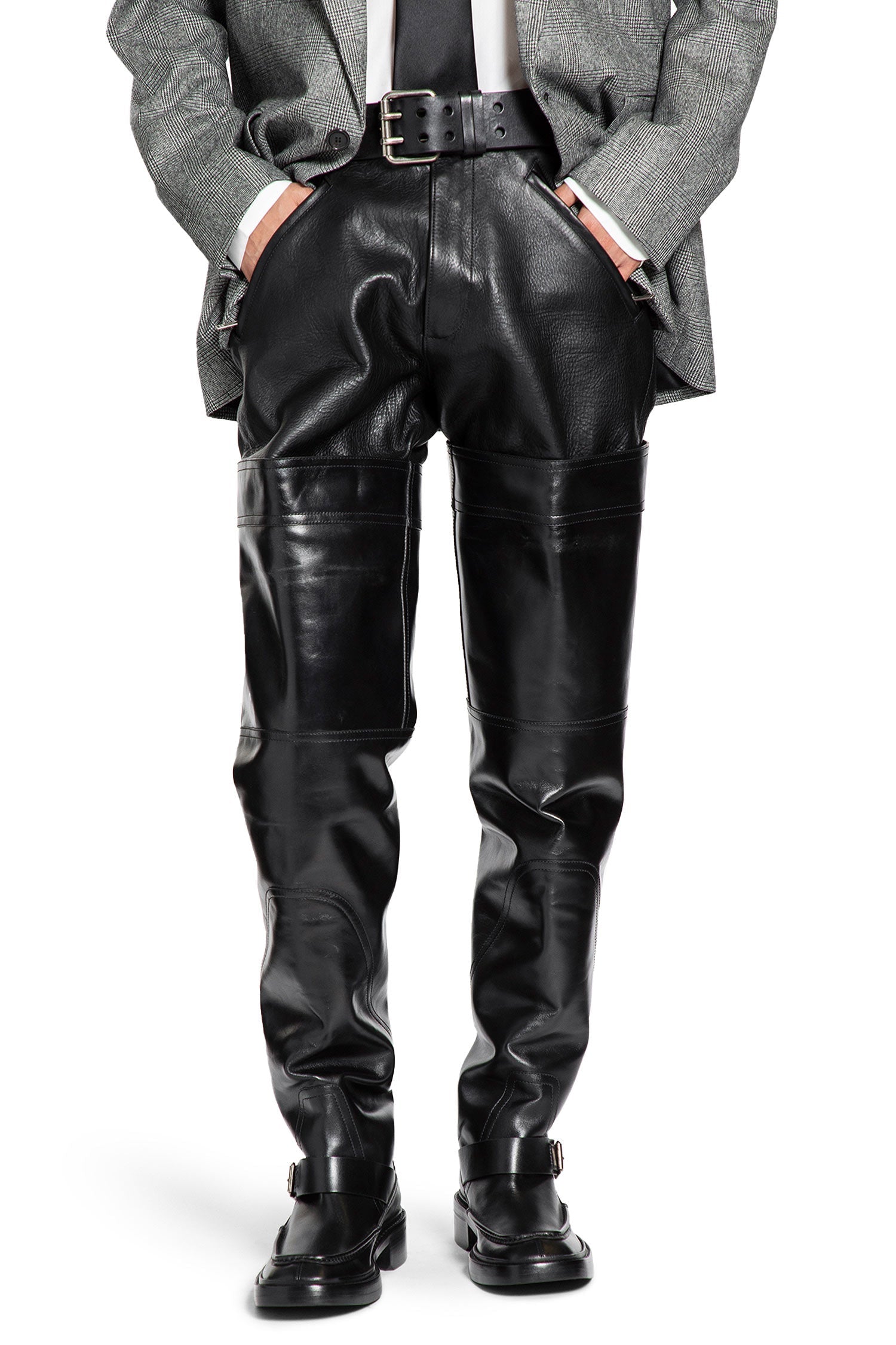 Оригінальна Belted Pants In Grained Leather Saint laurent – боковий вид