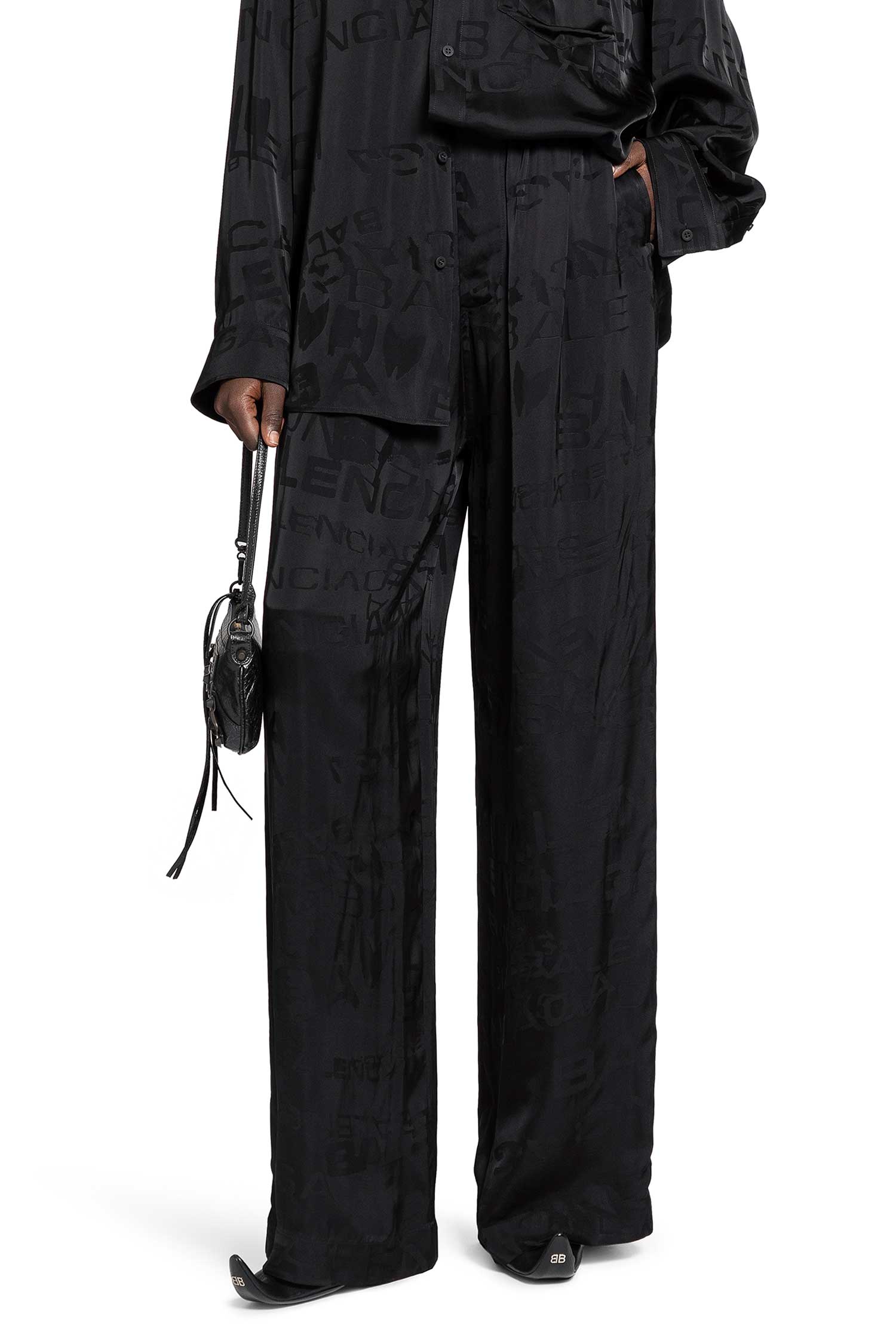 Оригінальна All Over Pyjama Pants Balenciaga – боковий вид