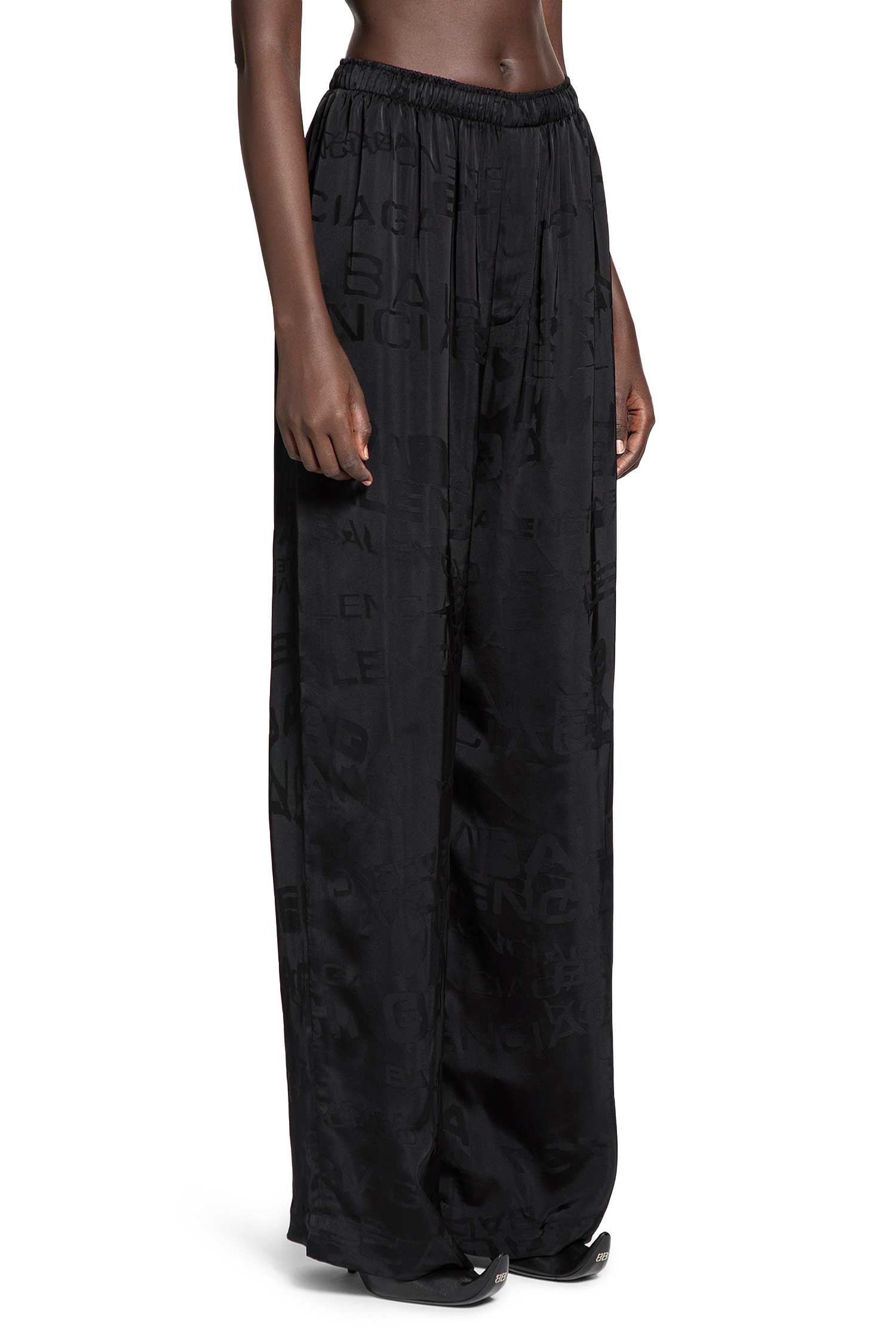 Оригінальна All Over Pyjama Pants Balenciaga – детальний вид