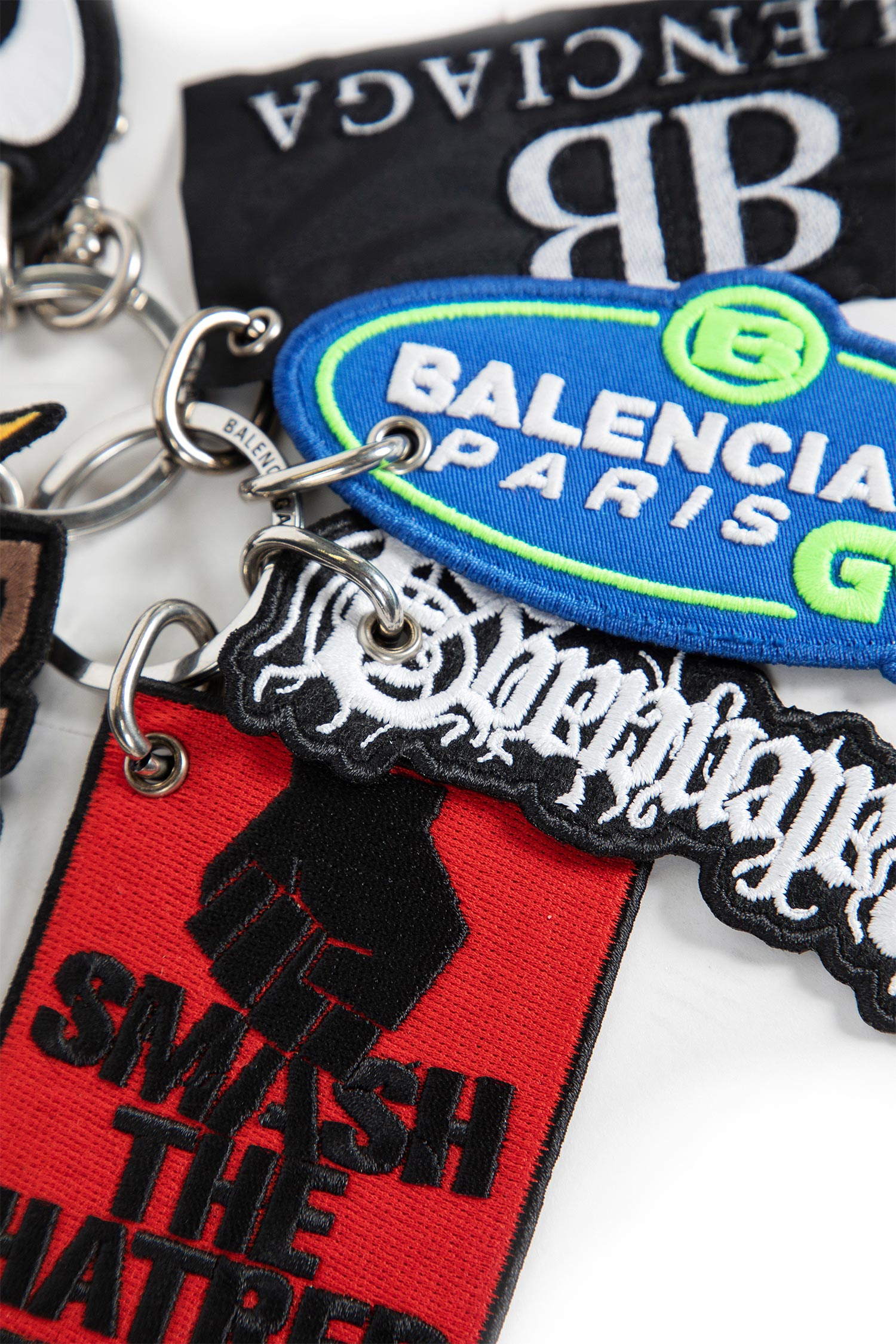 Оригінальна Keyring Patches Balenciaga – детальний вид