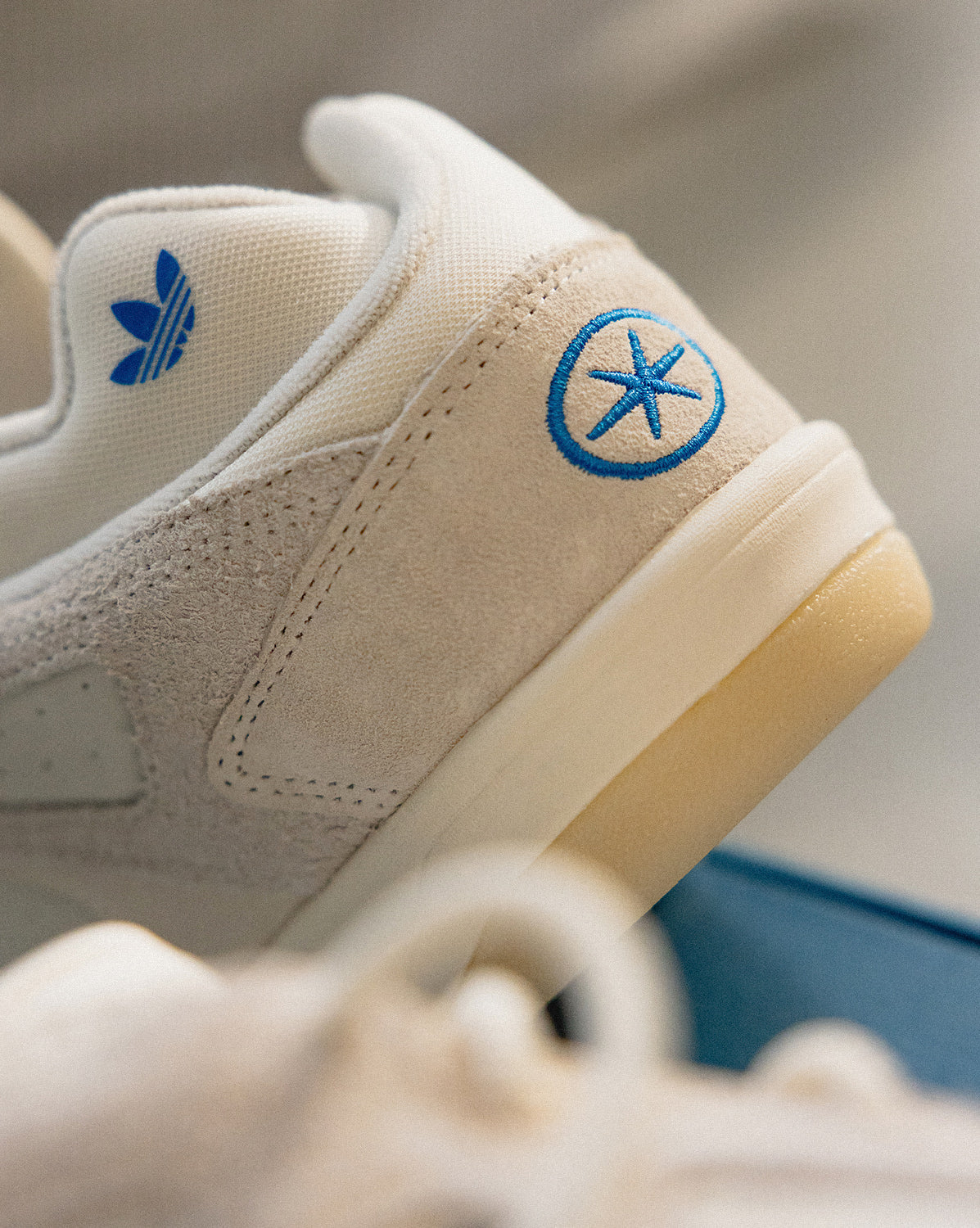 X Bad Bunny Badbo 1.0 Adidas – Гарантія оригінальності – детальний вид - ADIDAS