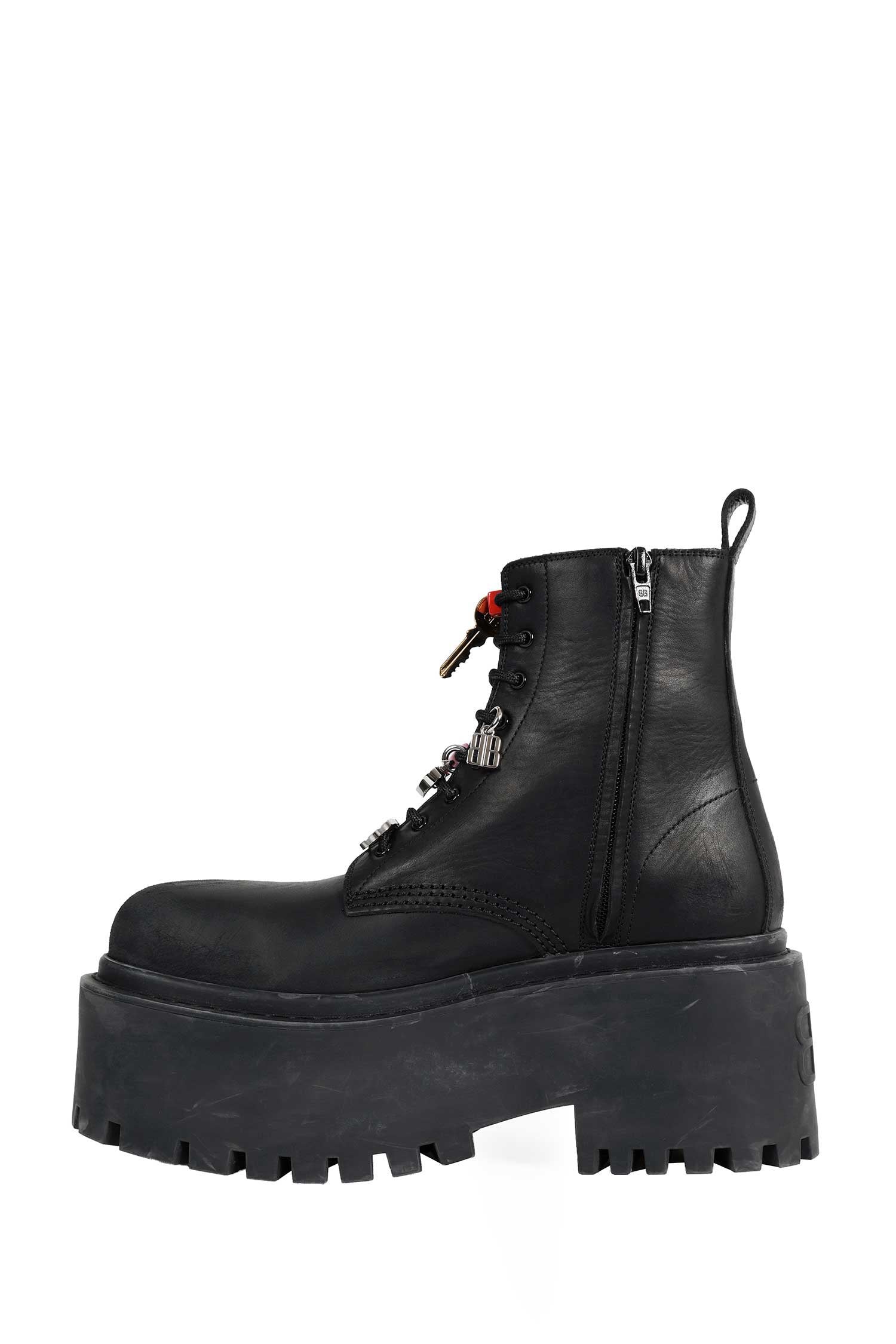 Strike Platform Booties With Charms Balenciaga – Гарантія оригінальності – збільшений вид