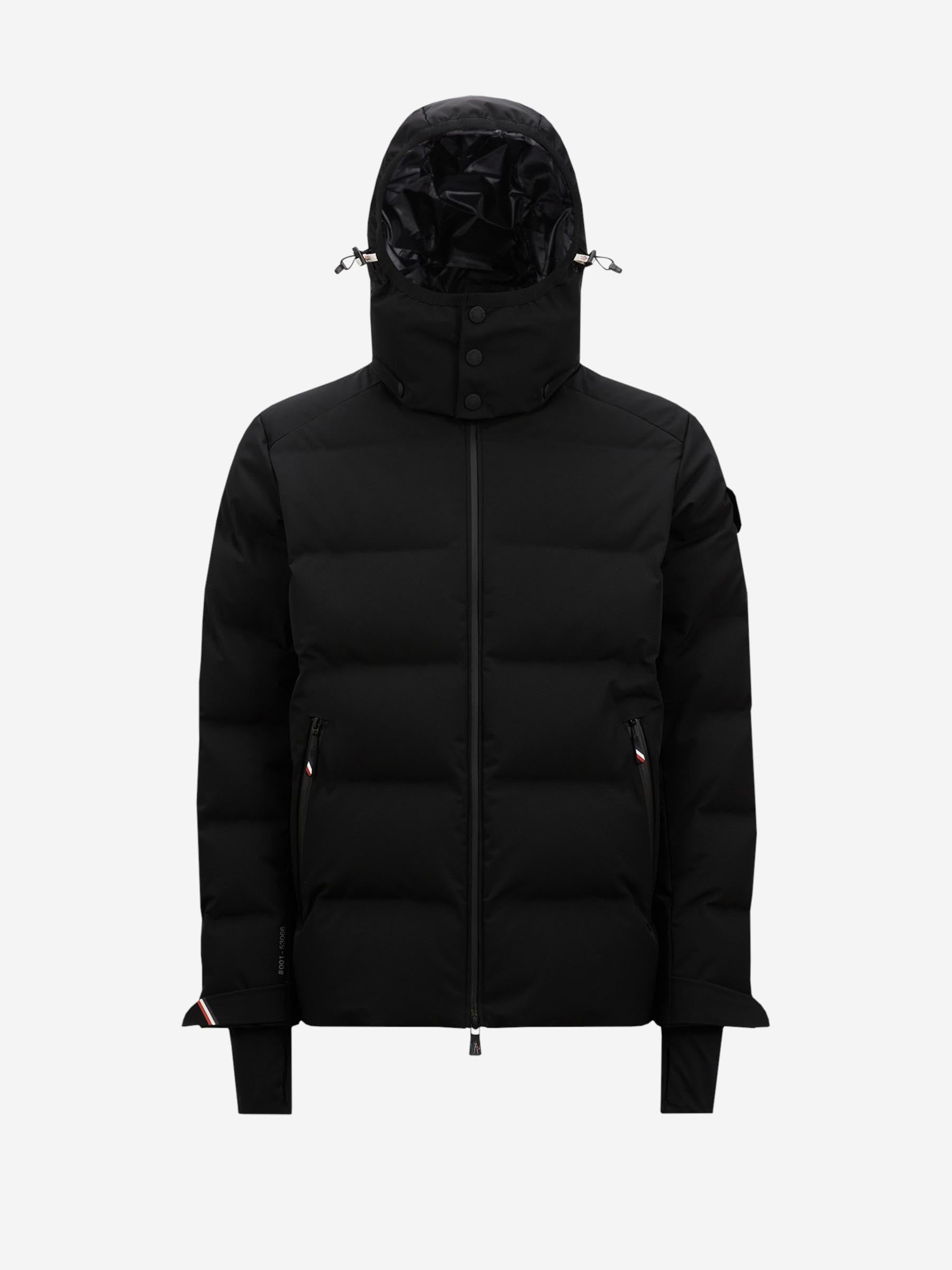 Оригінальна Montgetech Down Jacket Moncler – боковий вид