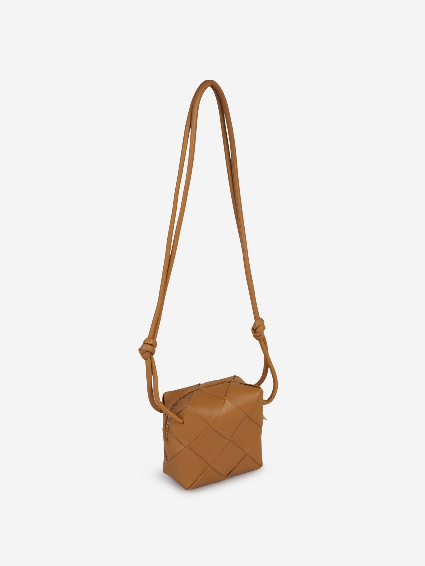Mini Cassette Crossbody Bag Bottega veneta оригінал – Купити в Україні – вид ззаду