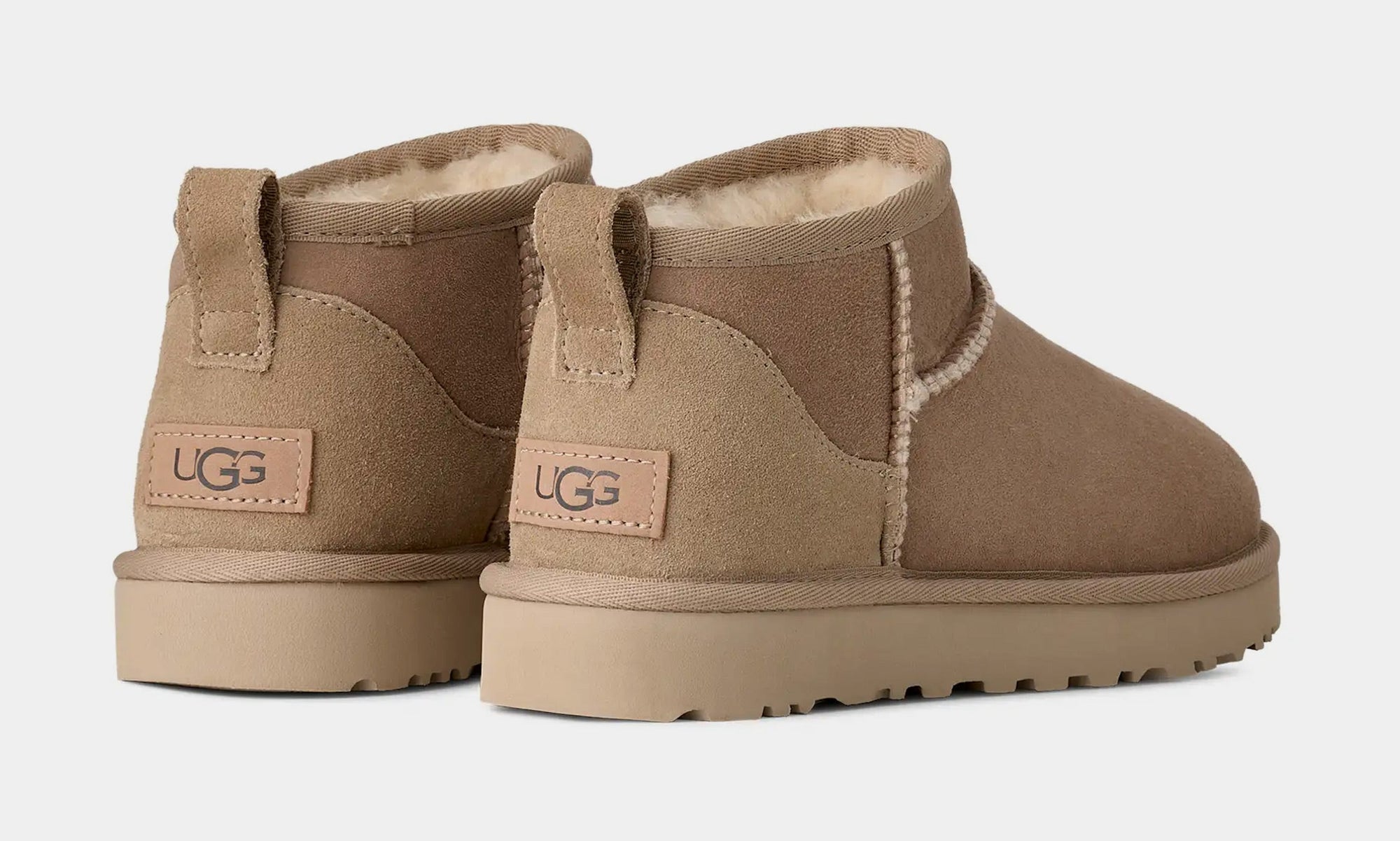 Оригінальна Classic Ultra Mini Womens Boots Ugg – вид ззаду
