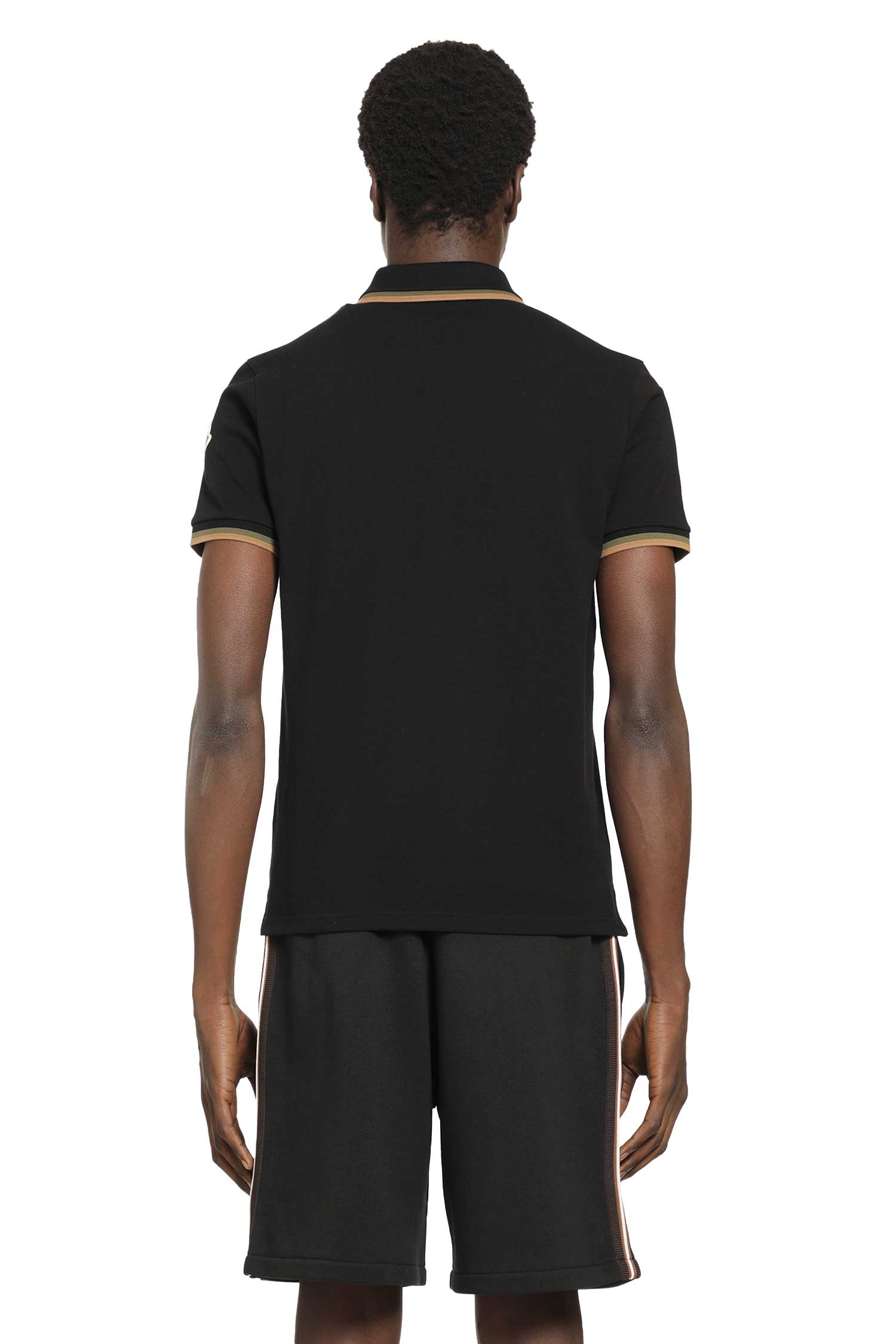 Double Collar Polo Shirt Moncler – Гарантія оригінальності – детальний вид