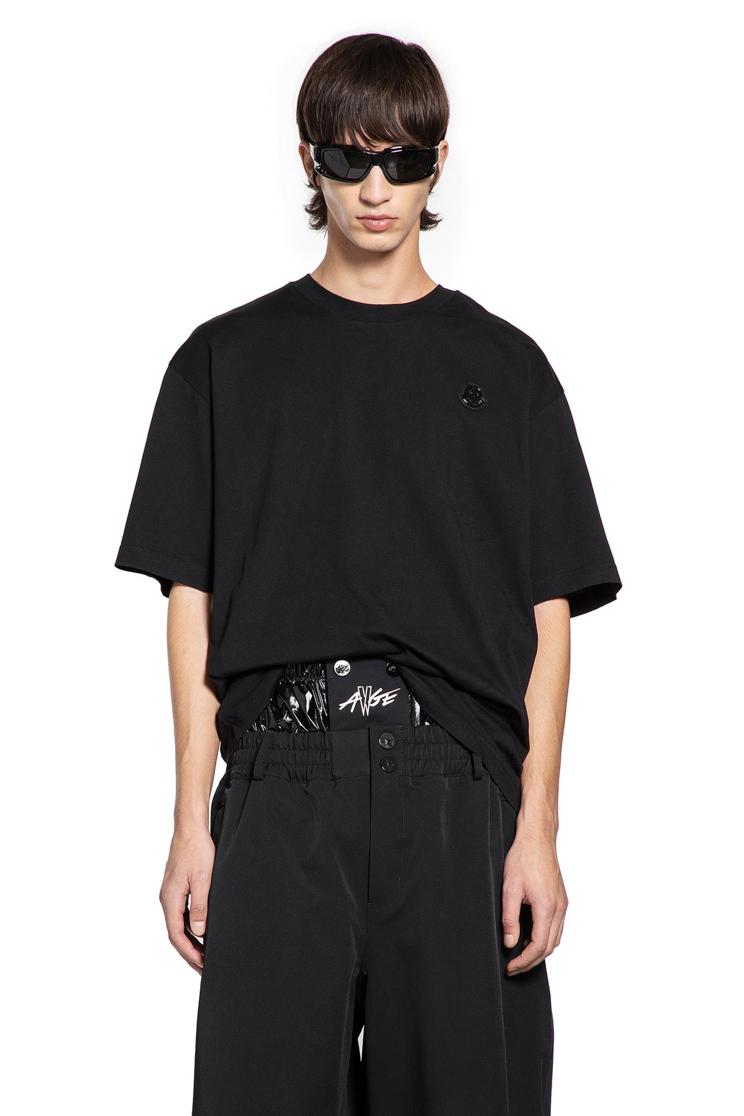 Оригінальна Asap Rocky Cotton T-Shirt Moncler – боковий вид