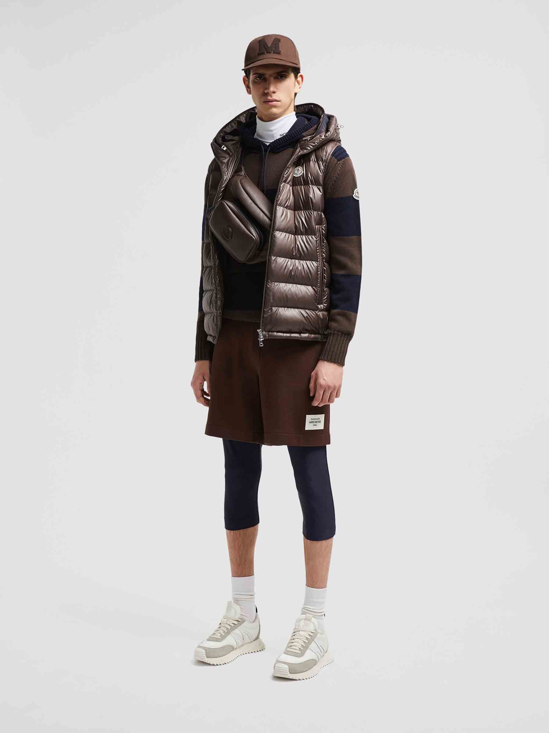Moncler Outerwear оригінал | Швидка доставка Україна – вид ззаду