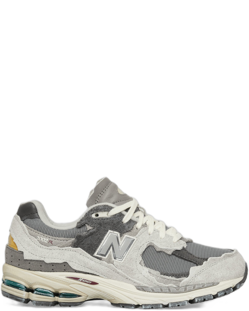 2002R 'Protection Pack' Sneakers Rain Cloud / Magnet - NEW BALANCE (Background Removed)