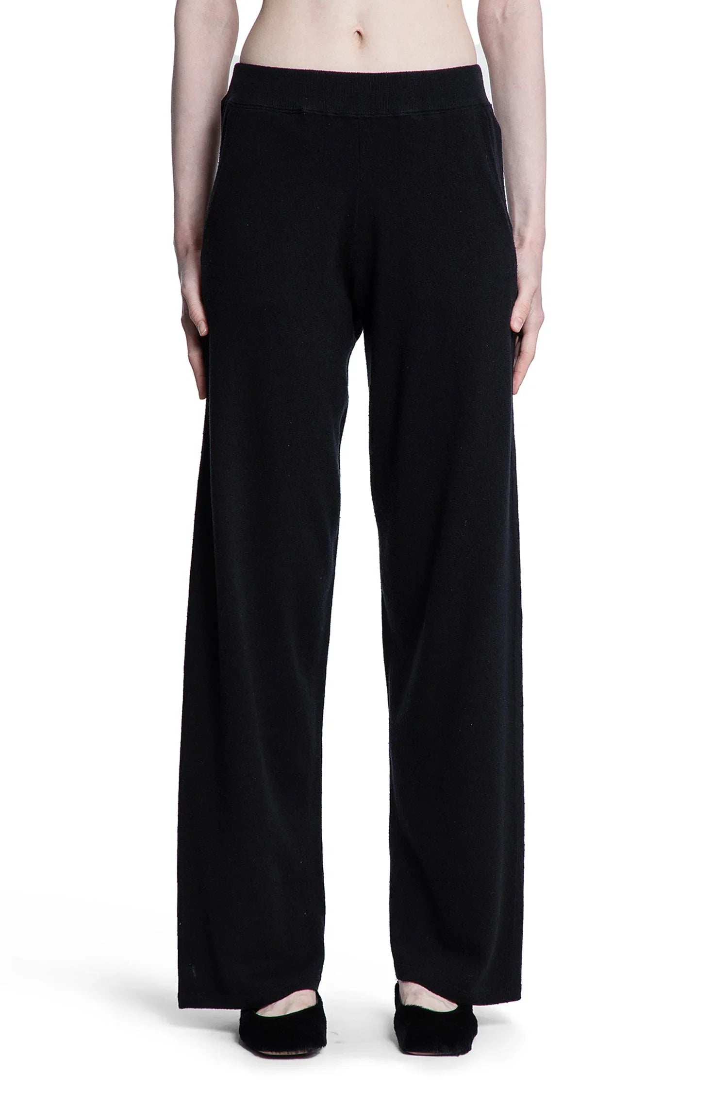 Оригінальна Koriona Pants The row – вид ззаду