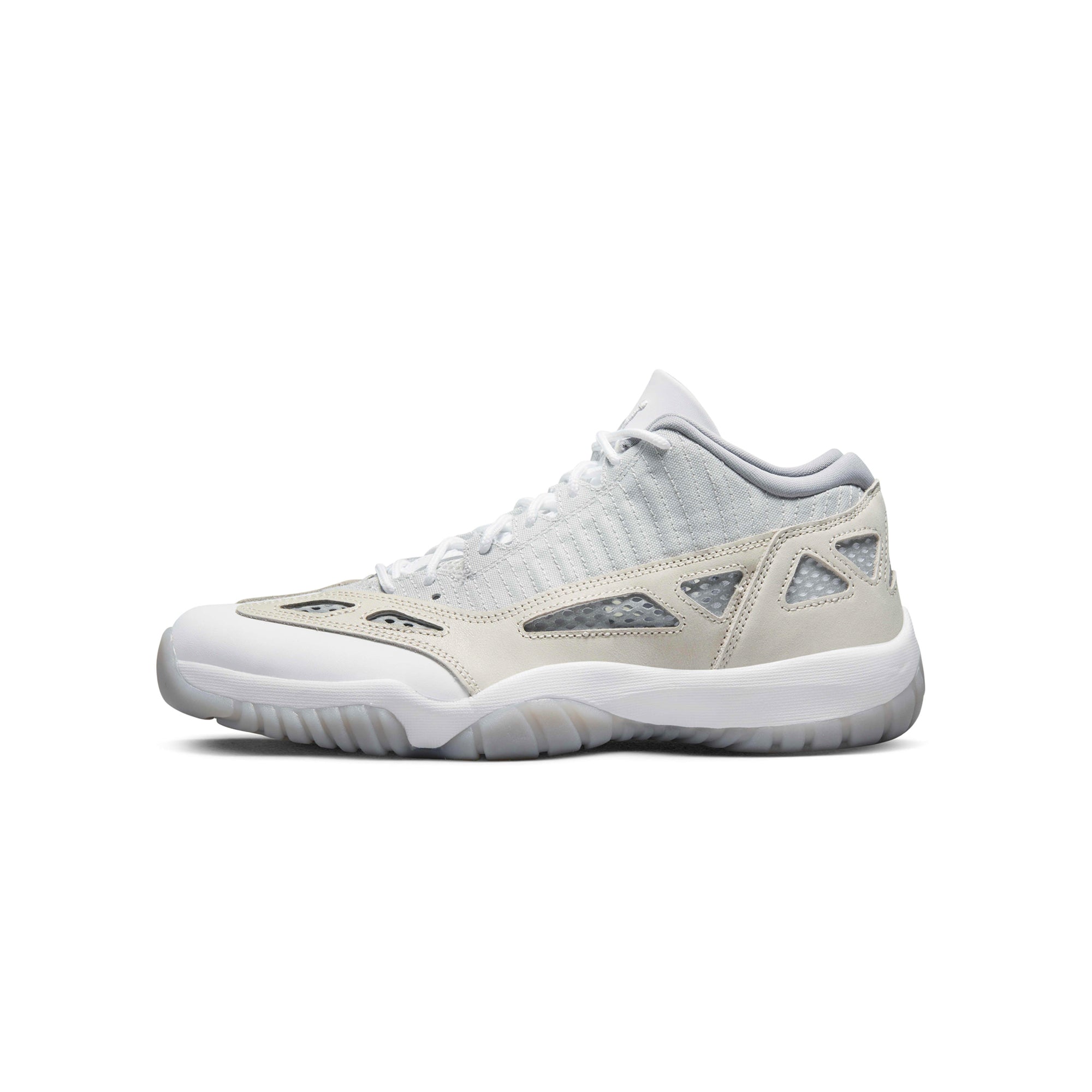 Оригінальна Mens 11 Retro Low Ie Shoes Air jordan – боковий вид
