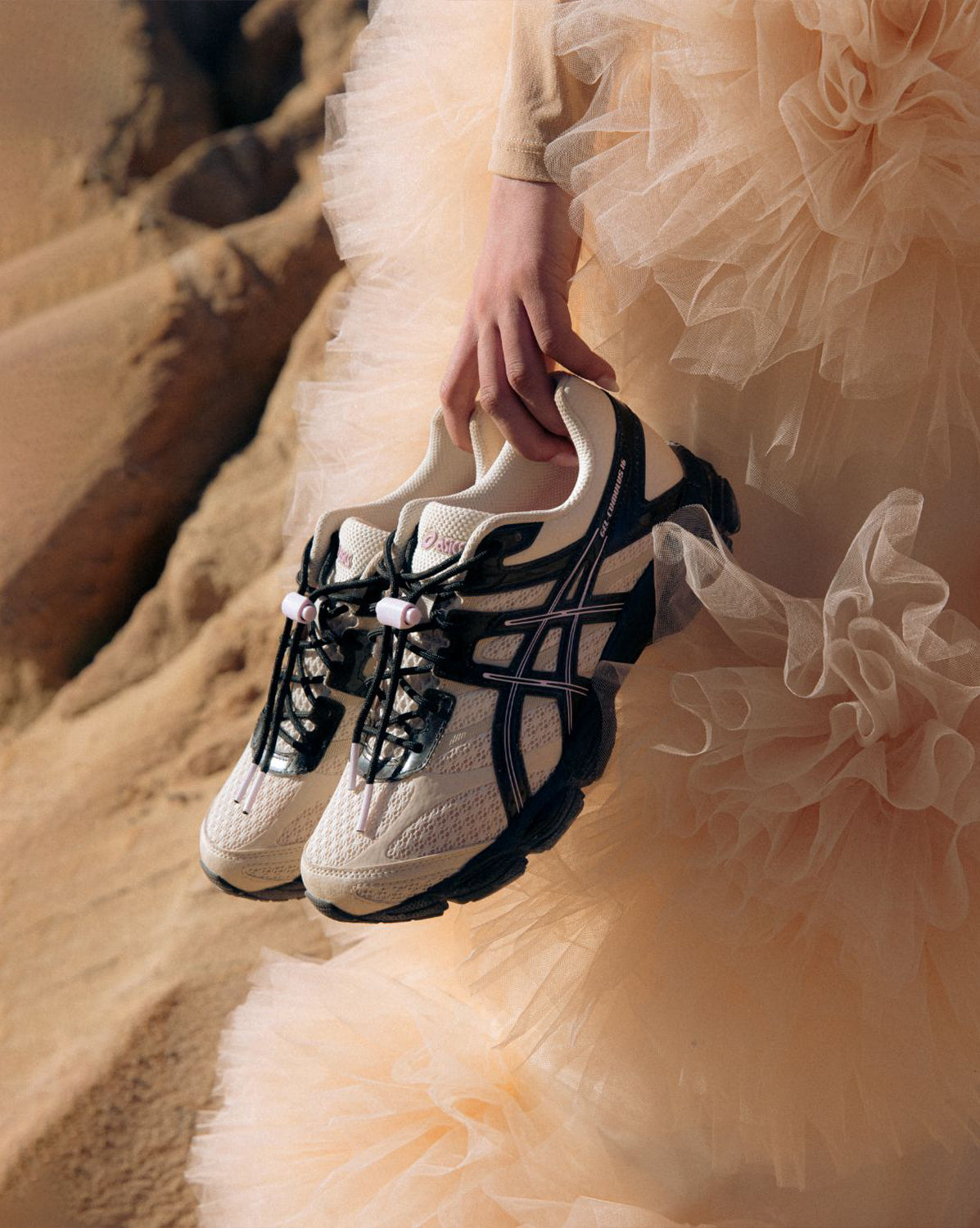 X Finesse Gel Cumulus 16 Asics оригінал – Купити в Україні – вид ззаду