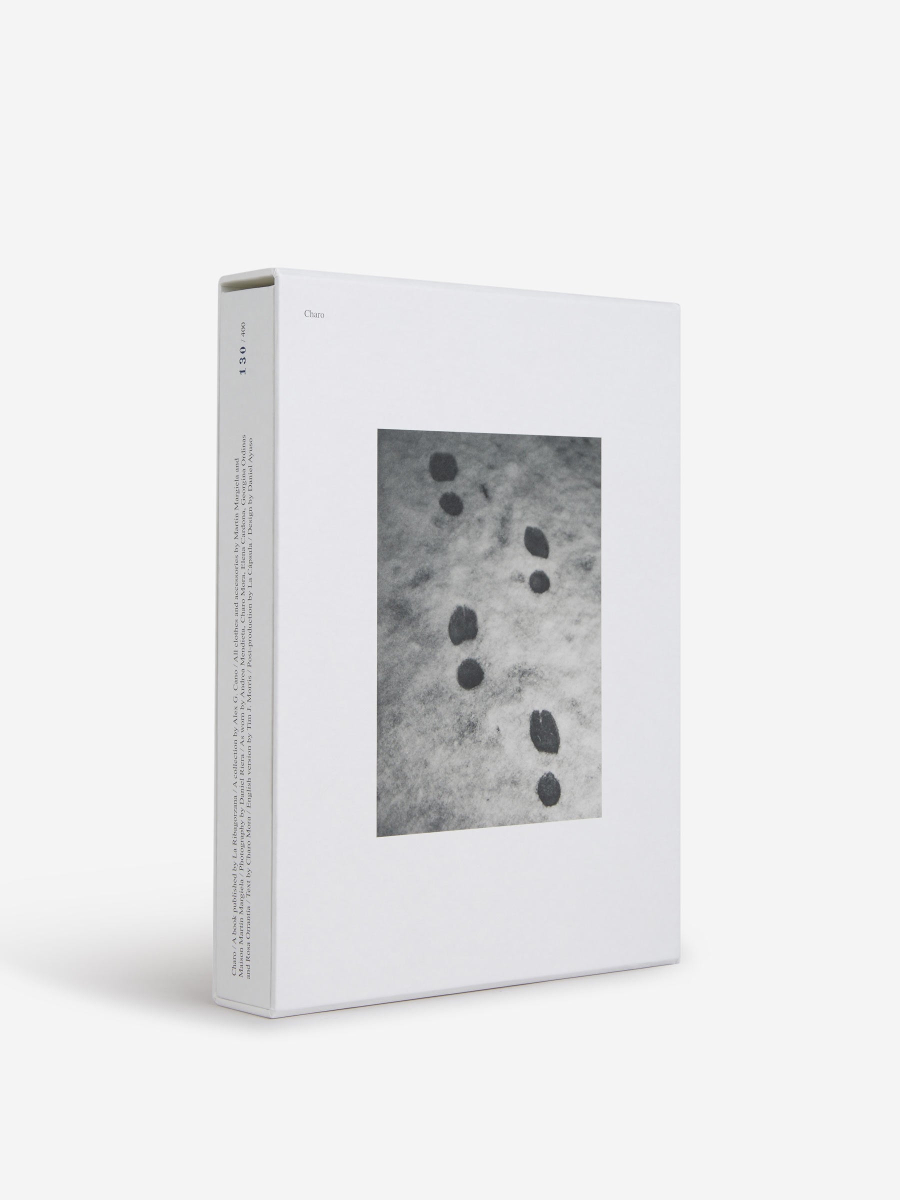 Book Charo Maison margiela оригінал – Купити в Україні – вид ззаду