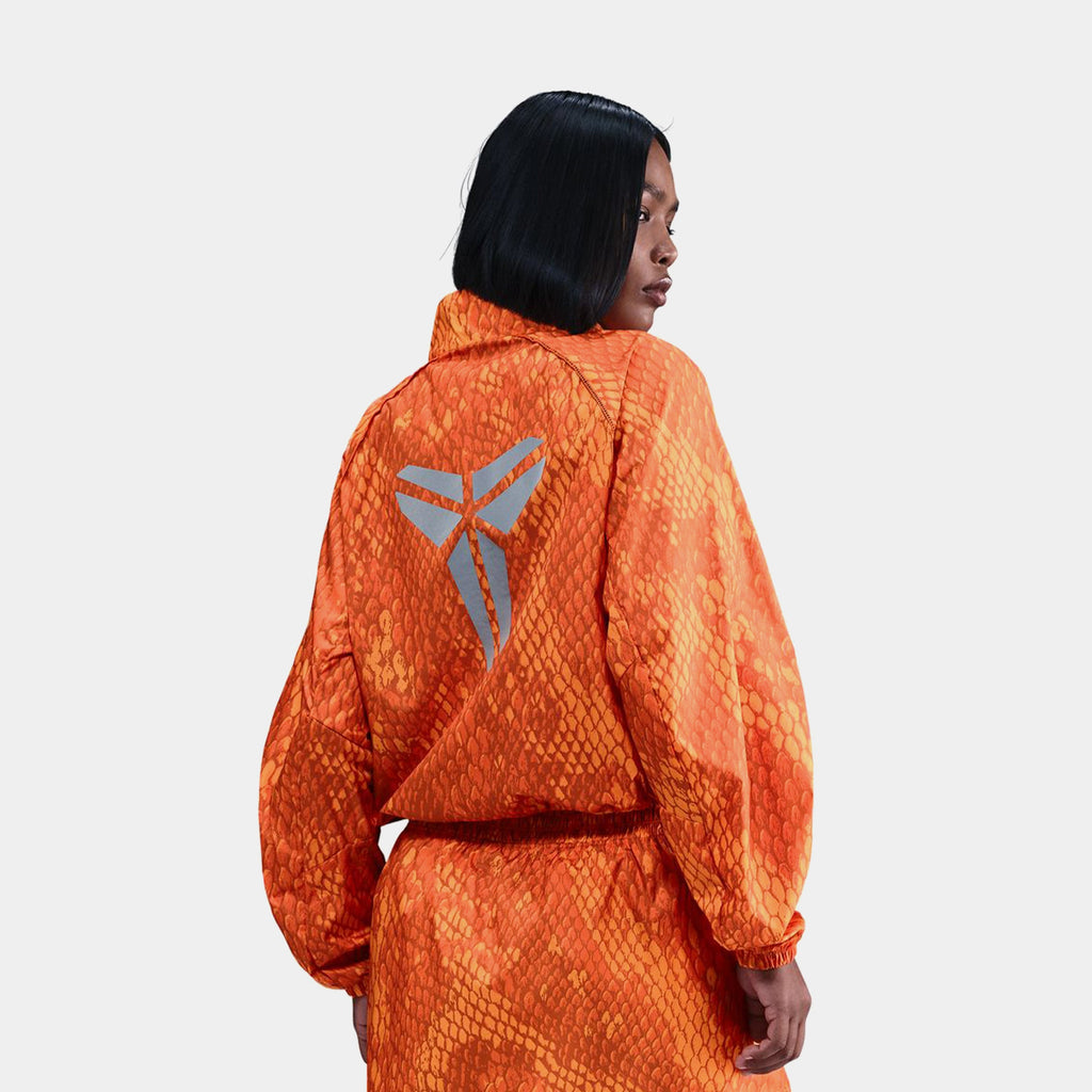 Nike Outerwear оригінал | Швидка доставка Україна – вид ззаду