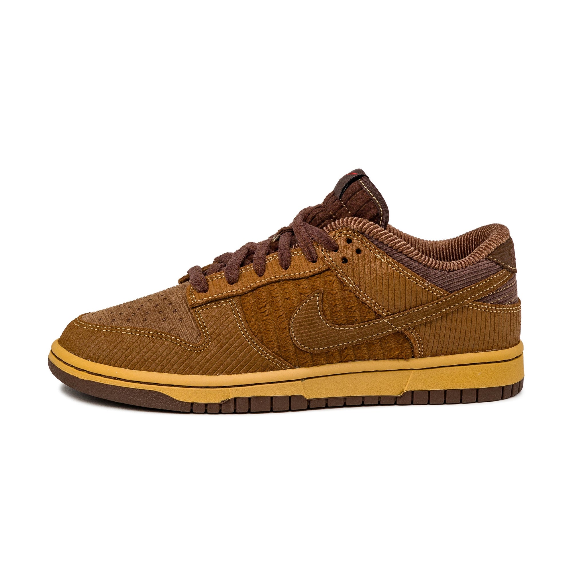 Nike Footwear оригінал | Швидка доставка Україна – боковий вид