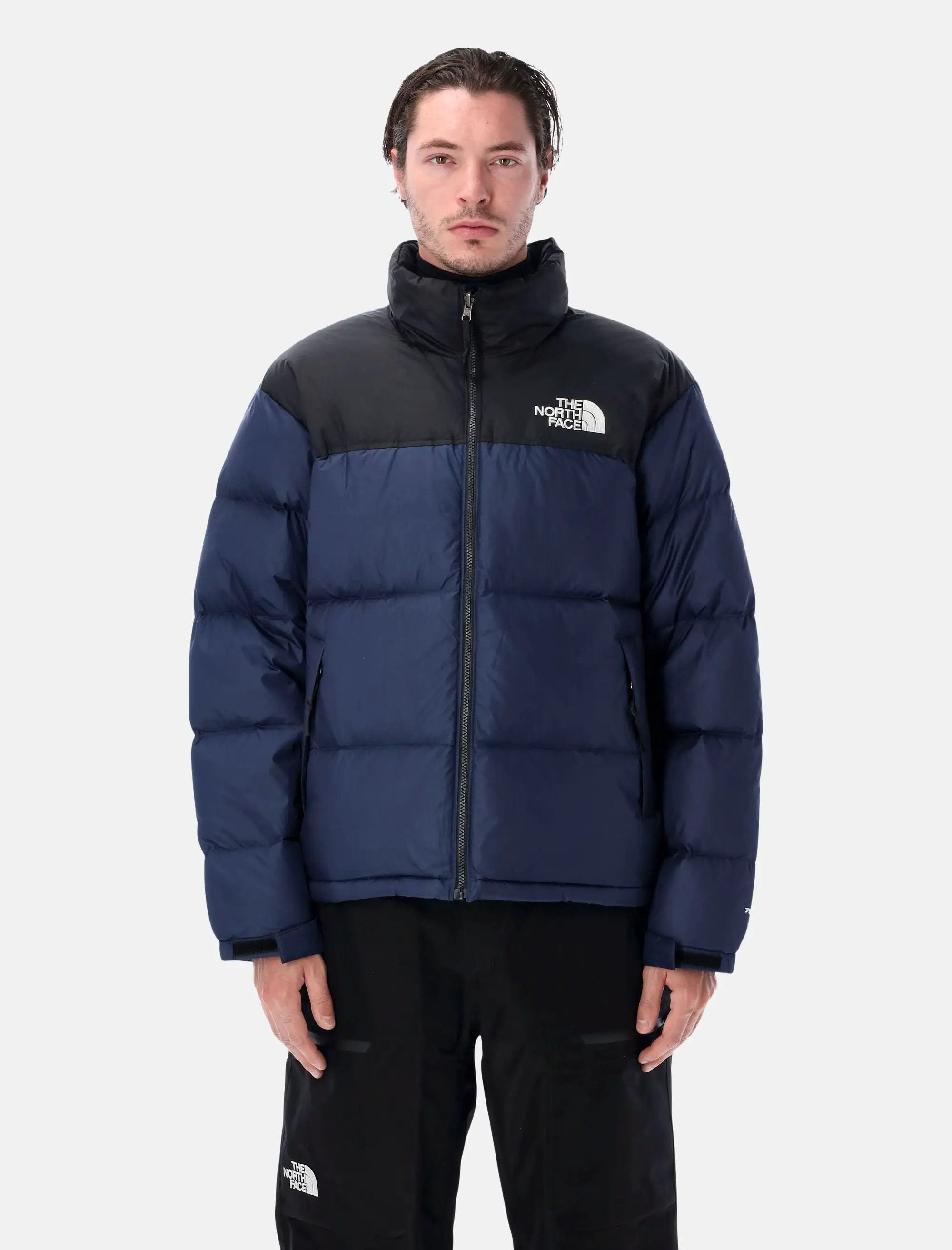 1996 Retro Nuptse Down Jacket The north face – Гарантія оригінальності – боковий вид
