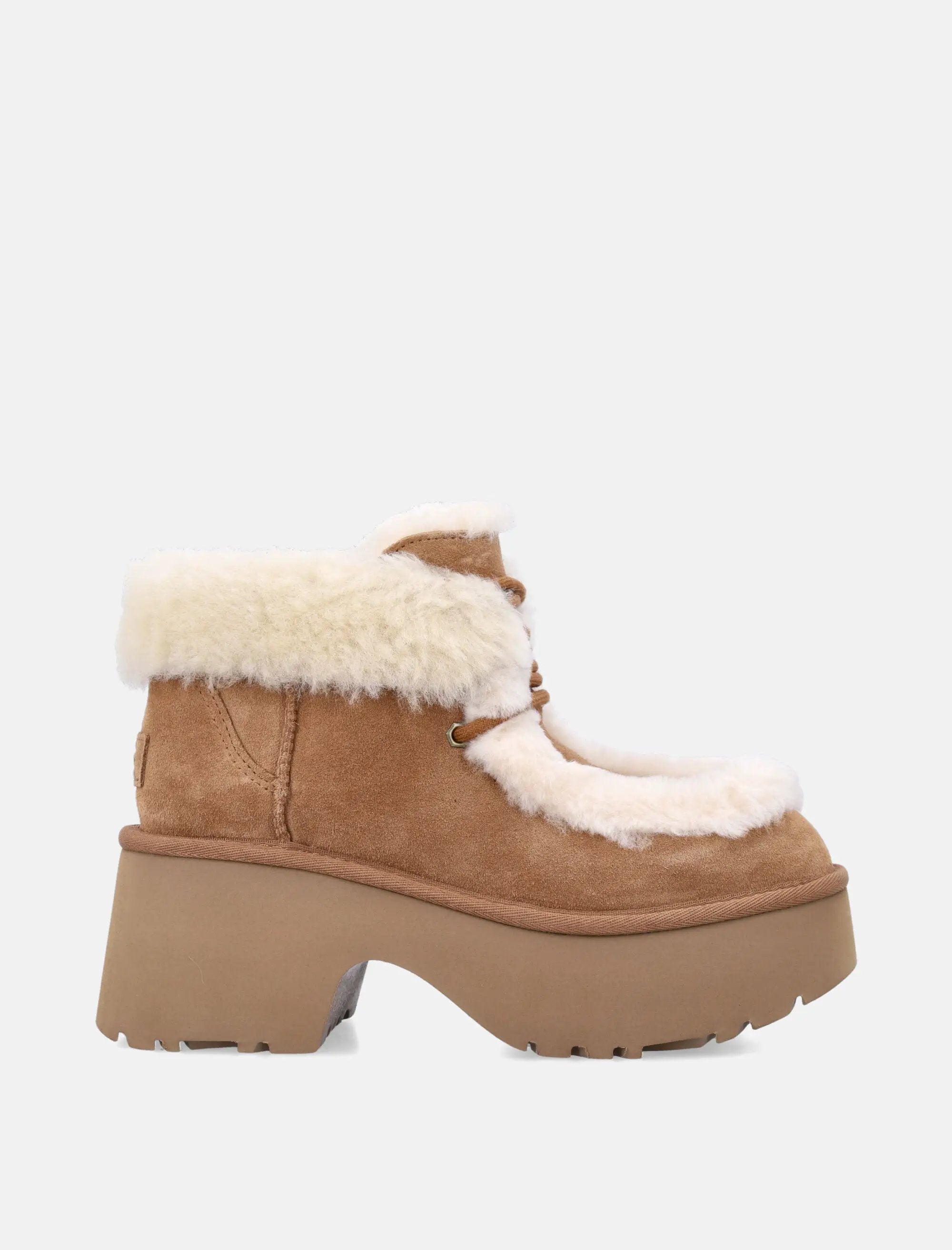Classic Esmee Lace Up Suede Boots Ugg оригінал – Купити в Україні – боковий вид
