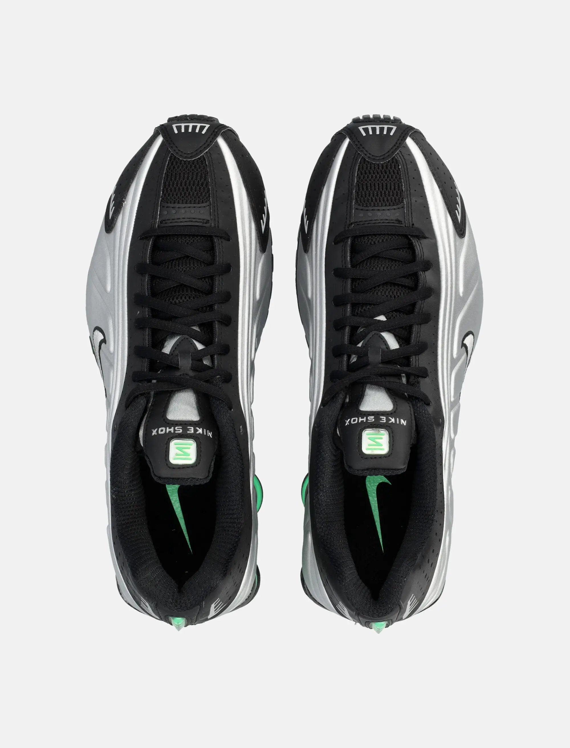 Оригінальна Shox R4 Running Sneakers Nike – вид ззаду