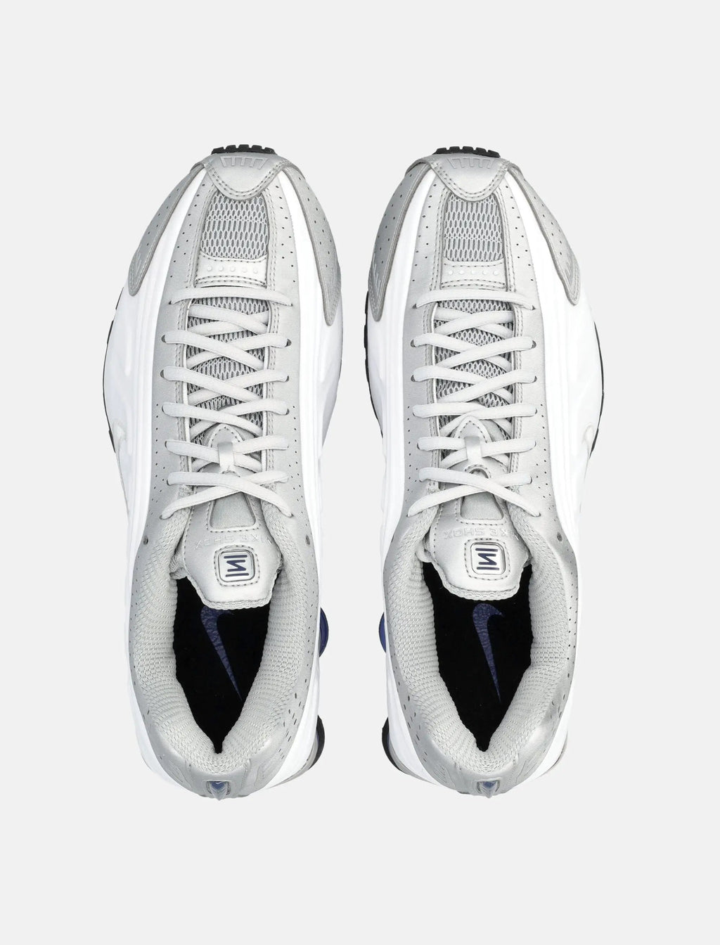 Оригінальна Shox R4 Running Sneakers Nike – вид ззаду
