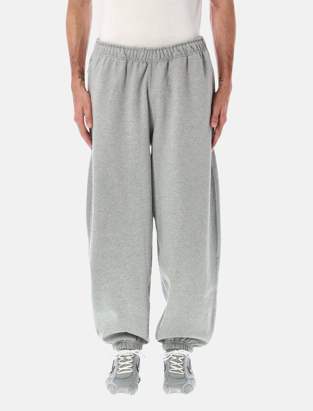 Оригінальна Solo Swoosh Fleece Pants Nike – боковий вид