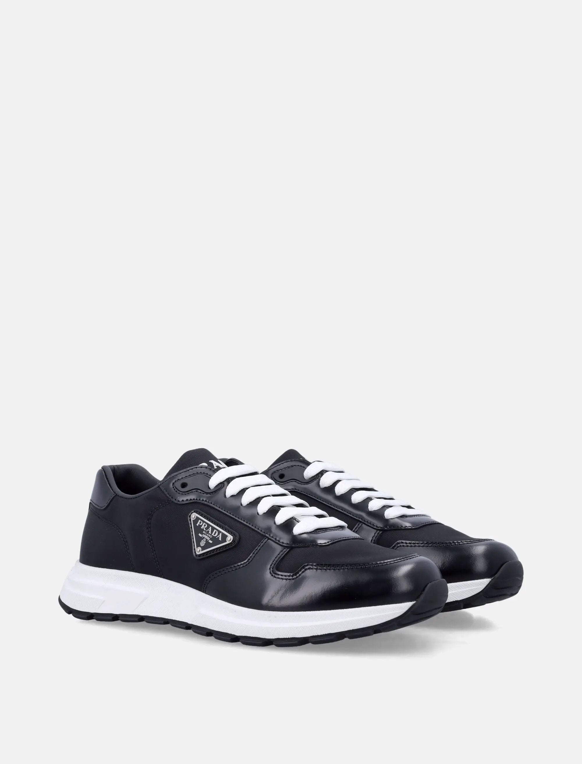 Оригінальна Nylon And Leather Prada Sneakers Prada – детальний вид