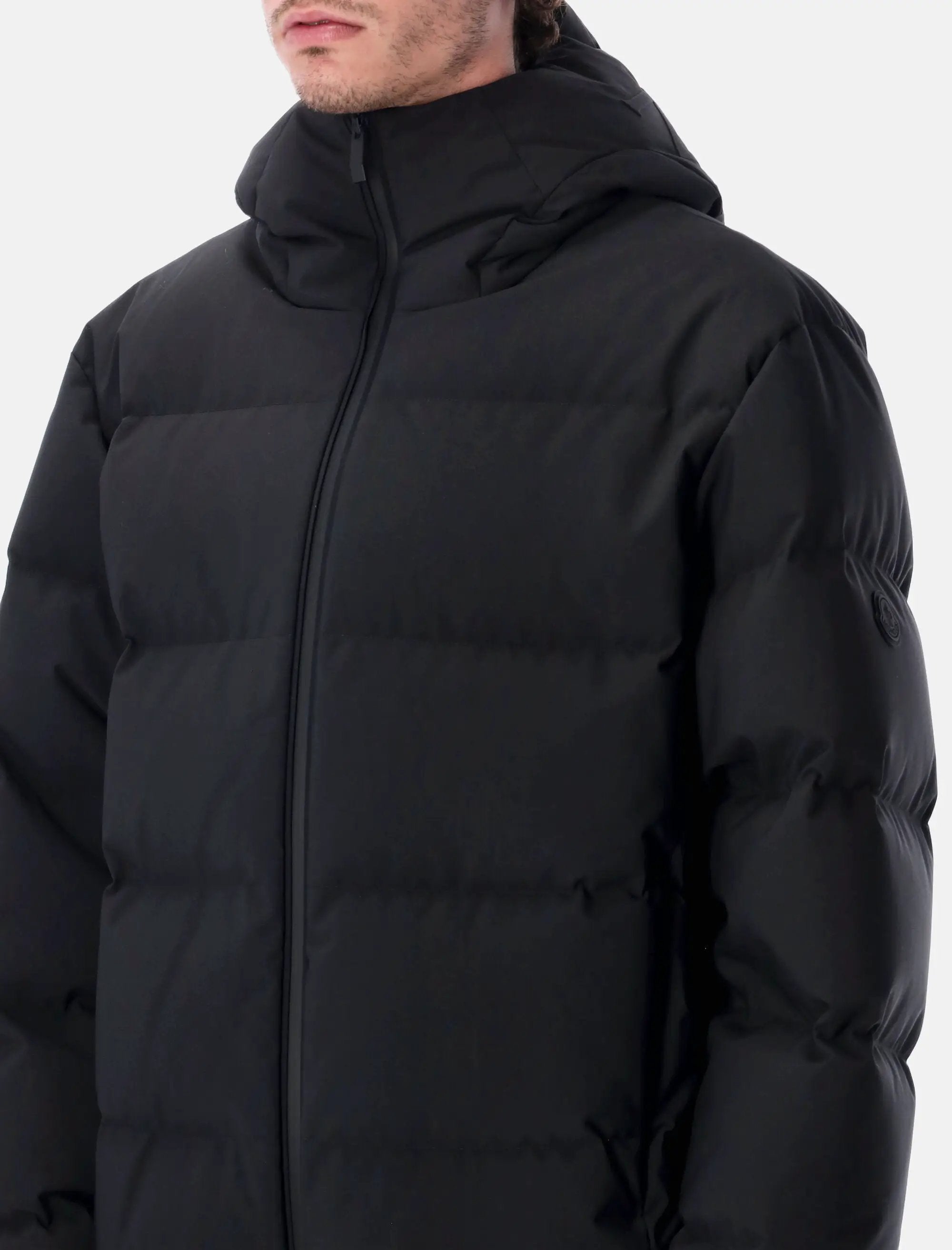 Languedoc Matte Down Jacket Moncler – Гарантія оригінальності – детальний вид