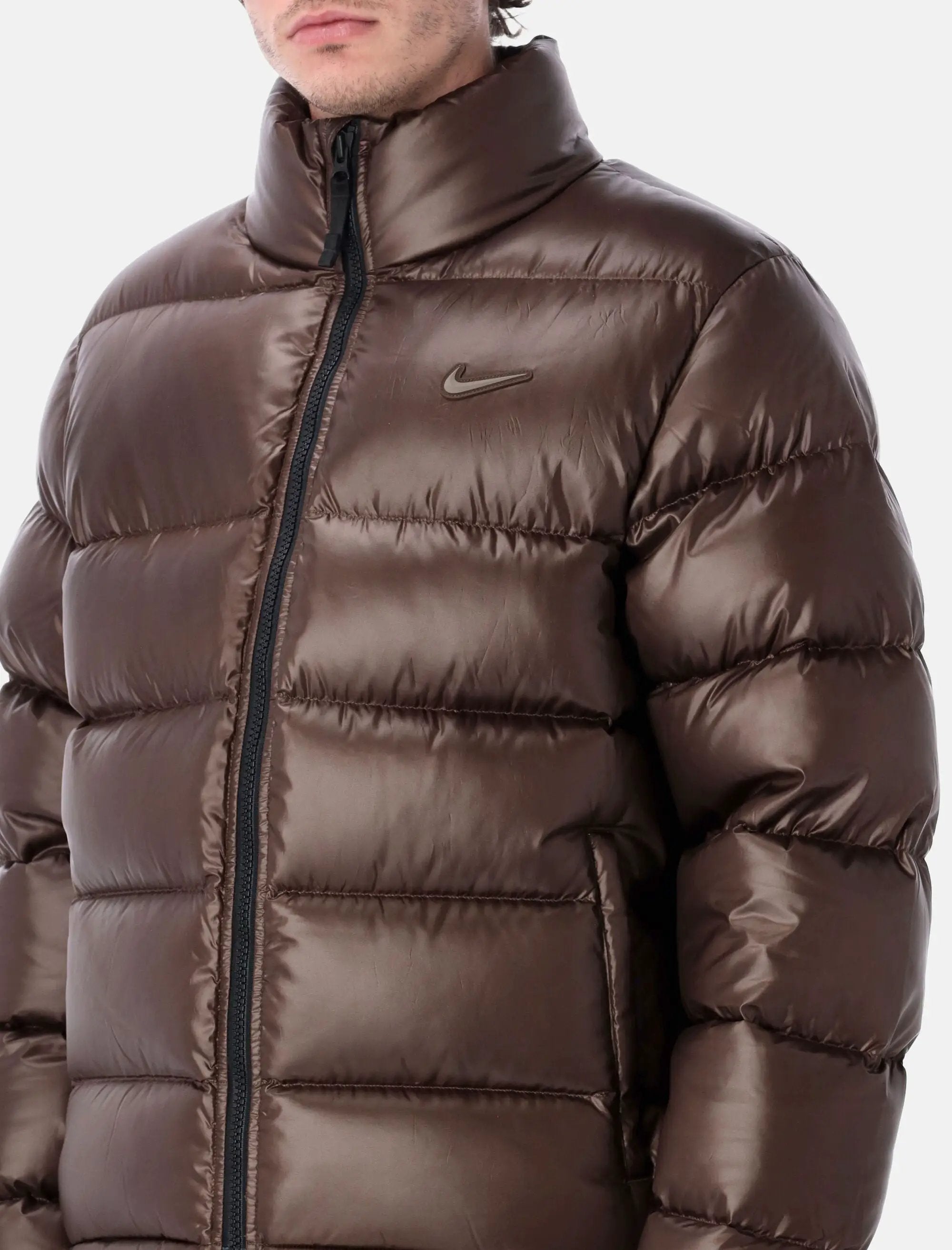 Оригінальна Sunset Brown Puffer Jacket Nike – детальний вид