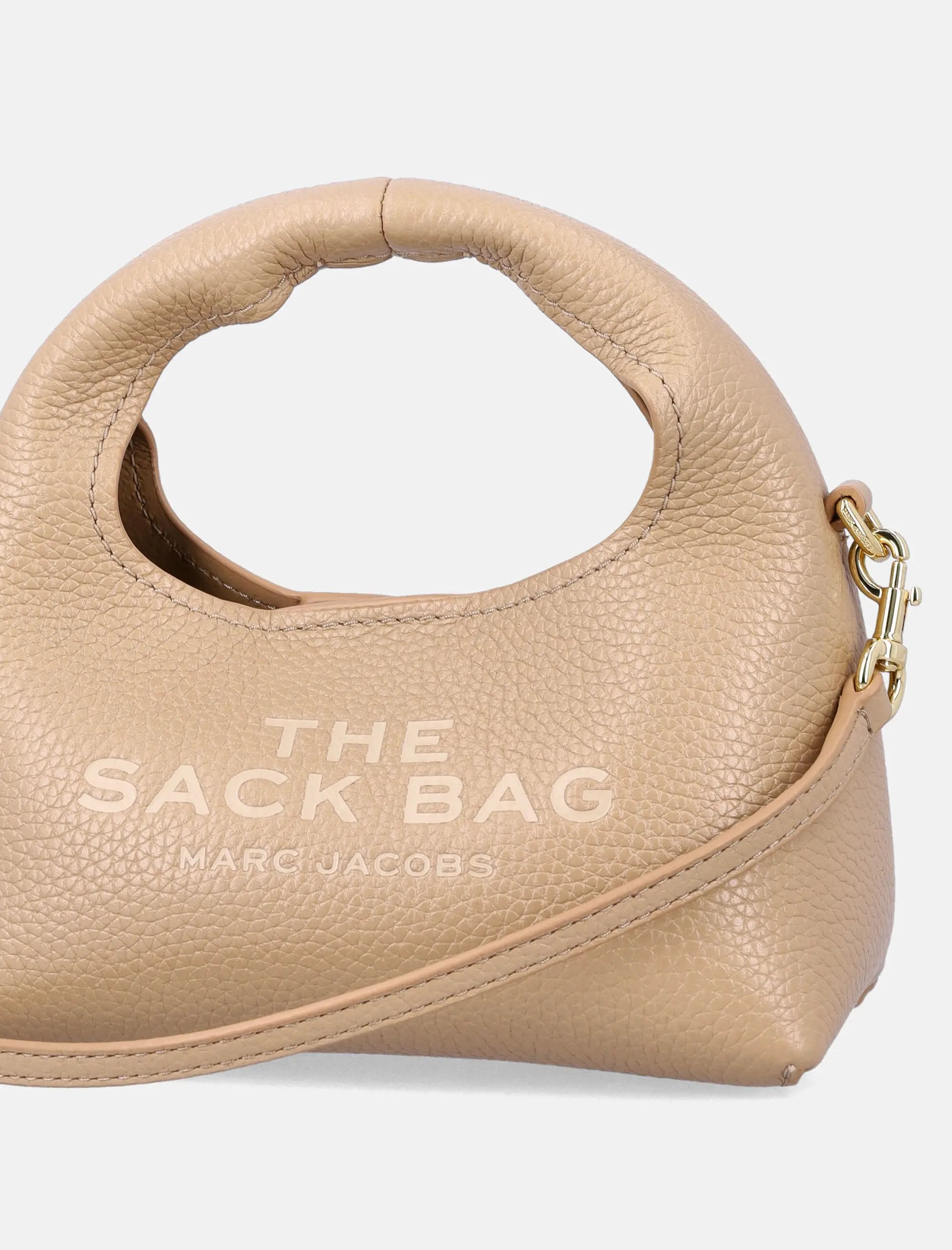 Оригінальна Micro Crossbody Sack Bag In Full Grain Leatherdescription Marc jacobs – вид ззаду