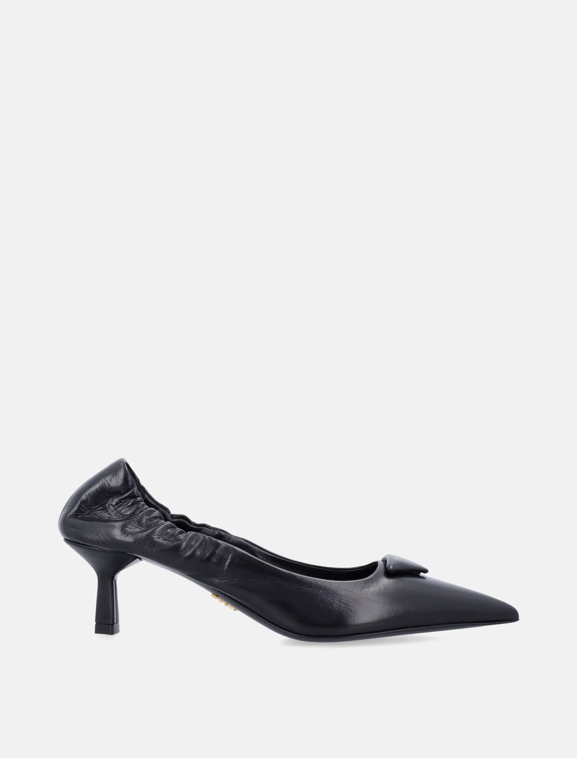Leather Pumps Prada – Гарантія оригінальності – боковий вид