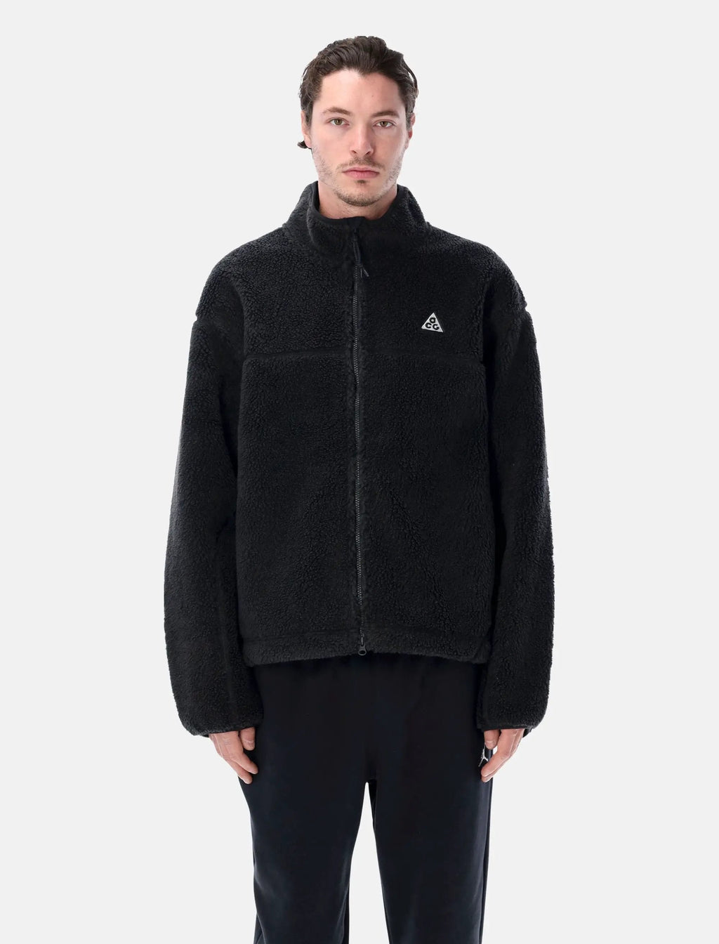 Nike Outerwear оригінал | Швидка доставка Україна – боковий вид