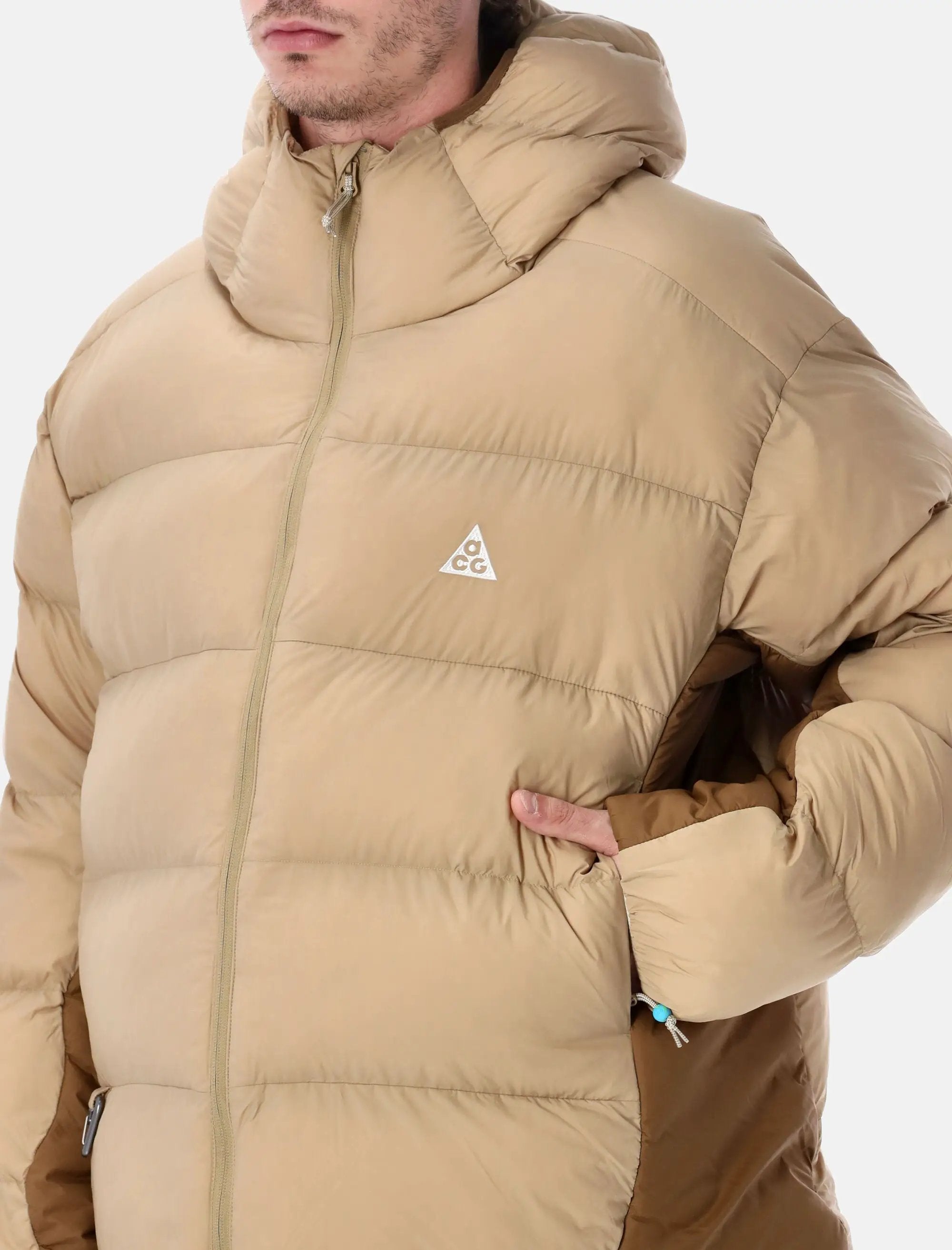 Оригінальна Lunar Lake Primaloft® Puffer Jacket Nike – детальний вид
