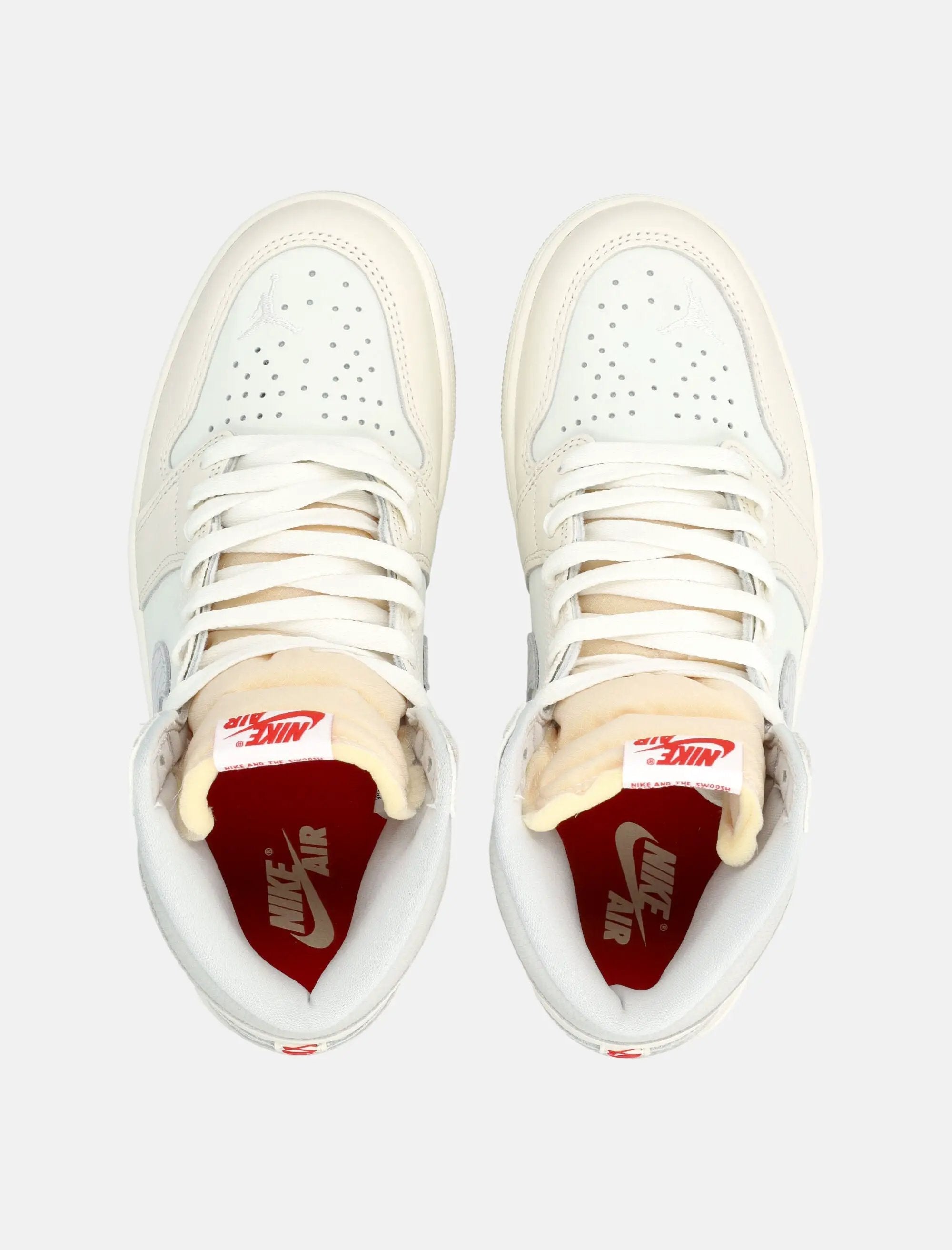 Air Jordan 1 Retro High Og Sneakers Nike – Гарантія оригінальності – вид ззаду