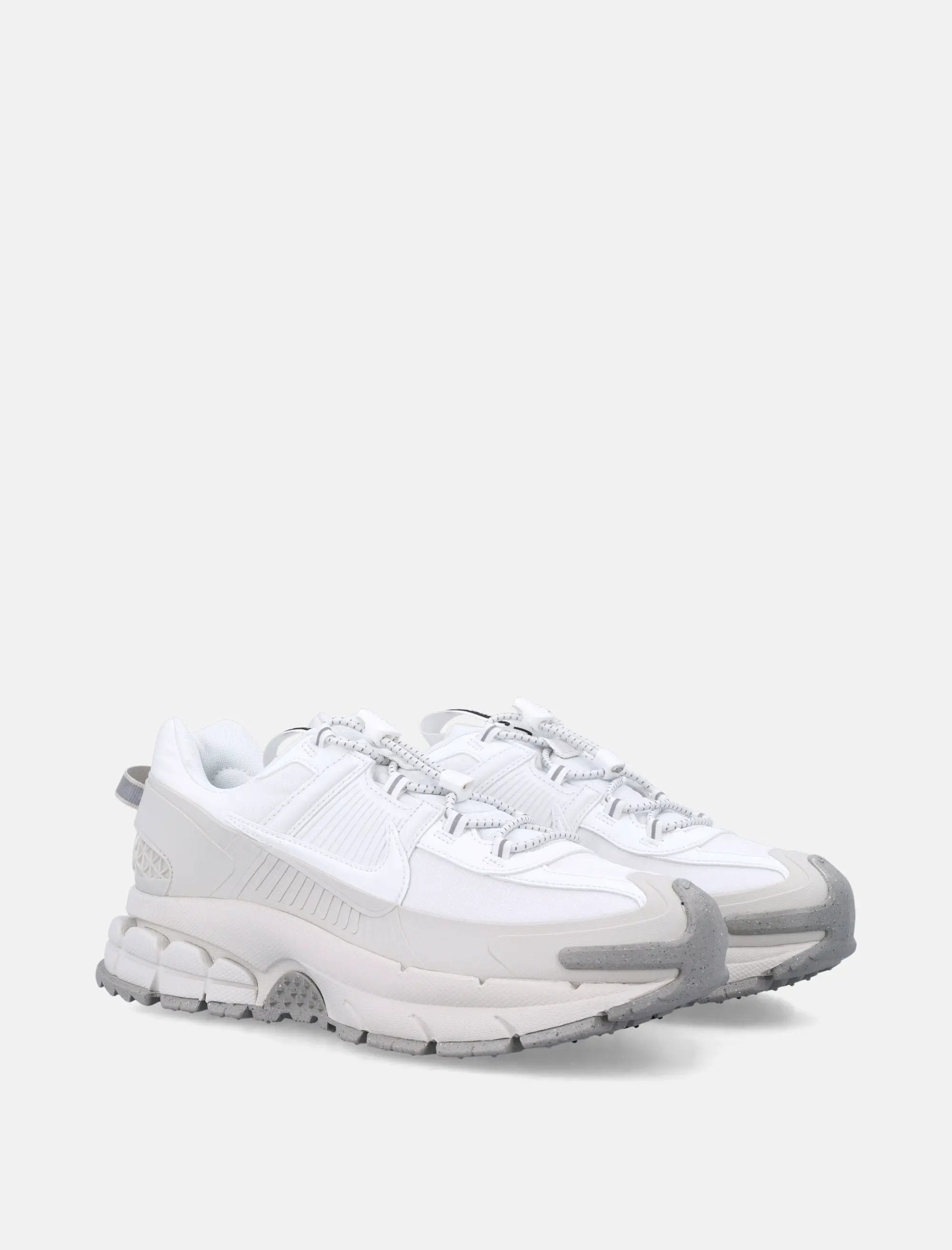 Оригінальна Zoom Vomero Roam Winterized Sneakers Nike – детальний вид