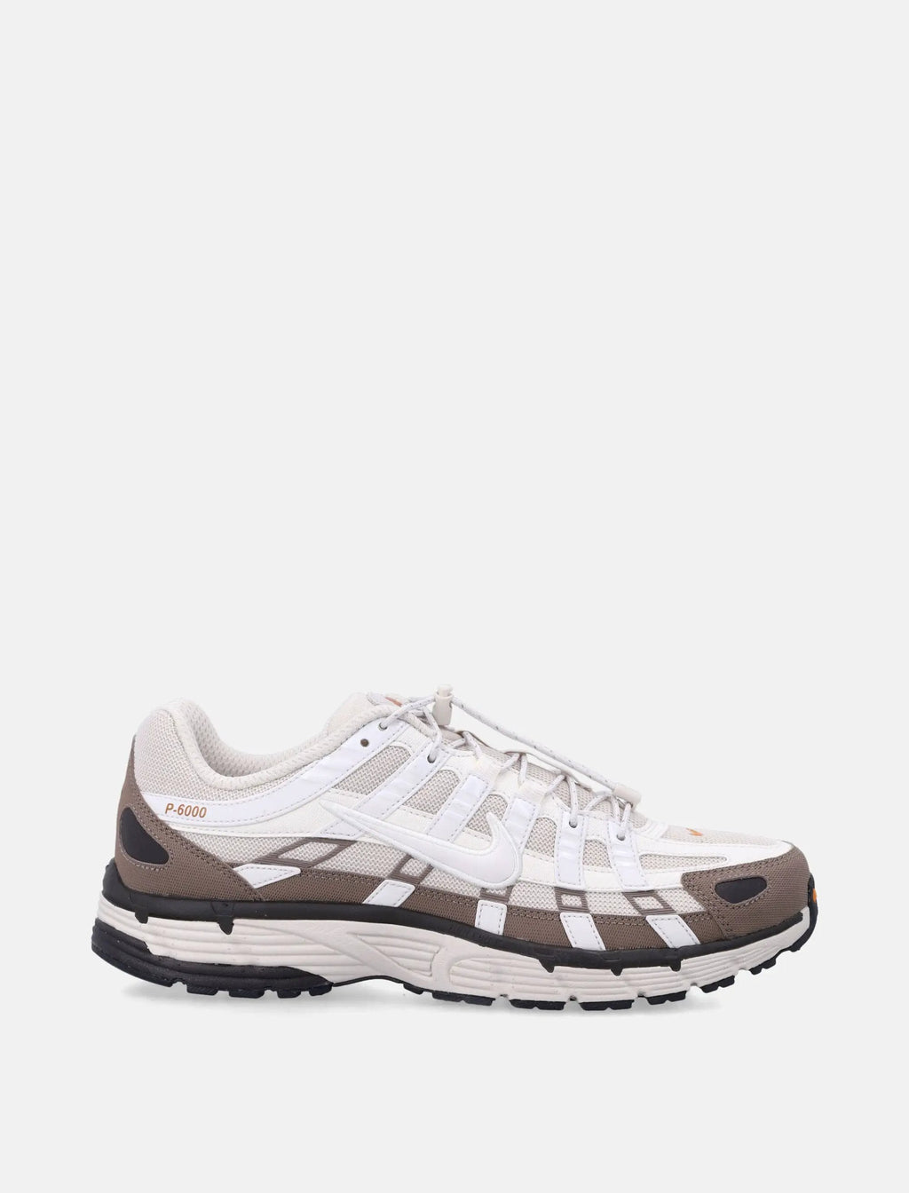 Оригінальна P 6000 Sneakers In Light Orewood Tone Nike – боковий вид