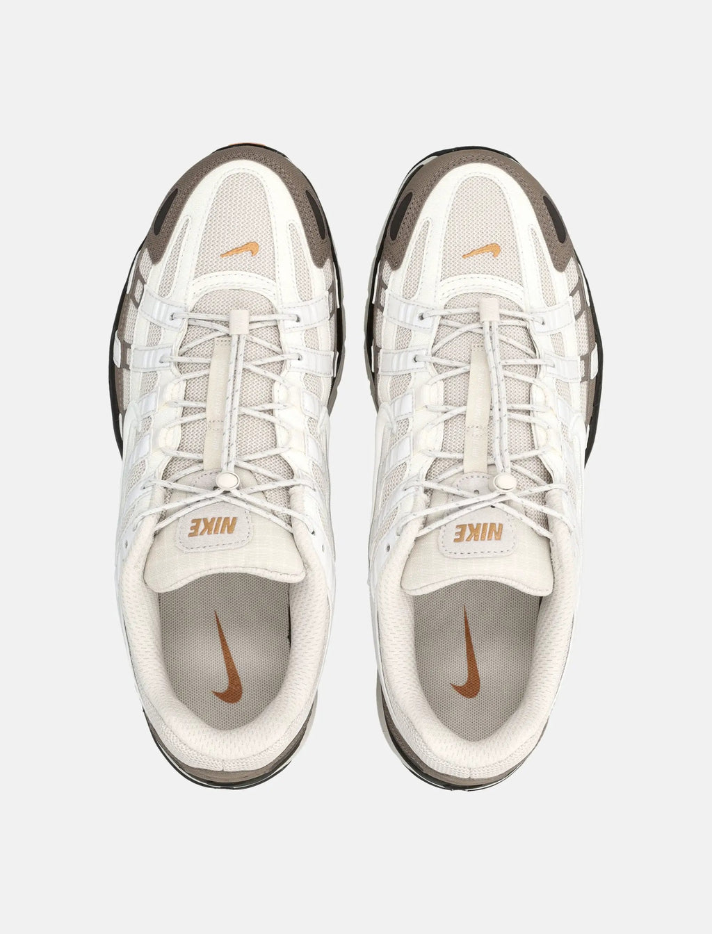 Оригінальна P 6000 Sneakers In Light Orewood Tone Nike – вид ззаду