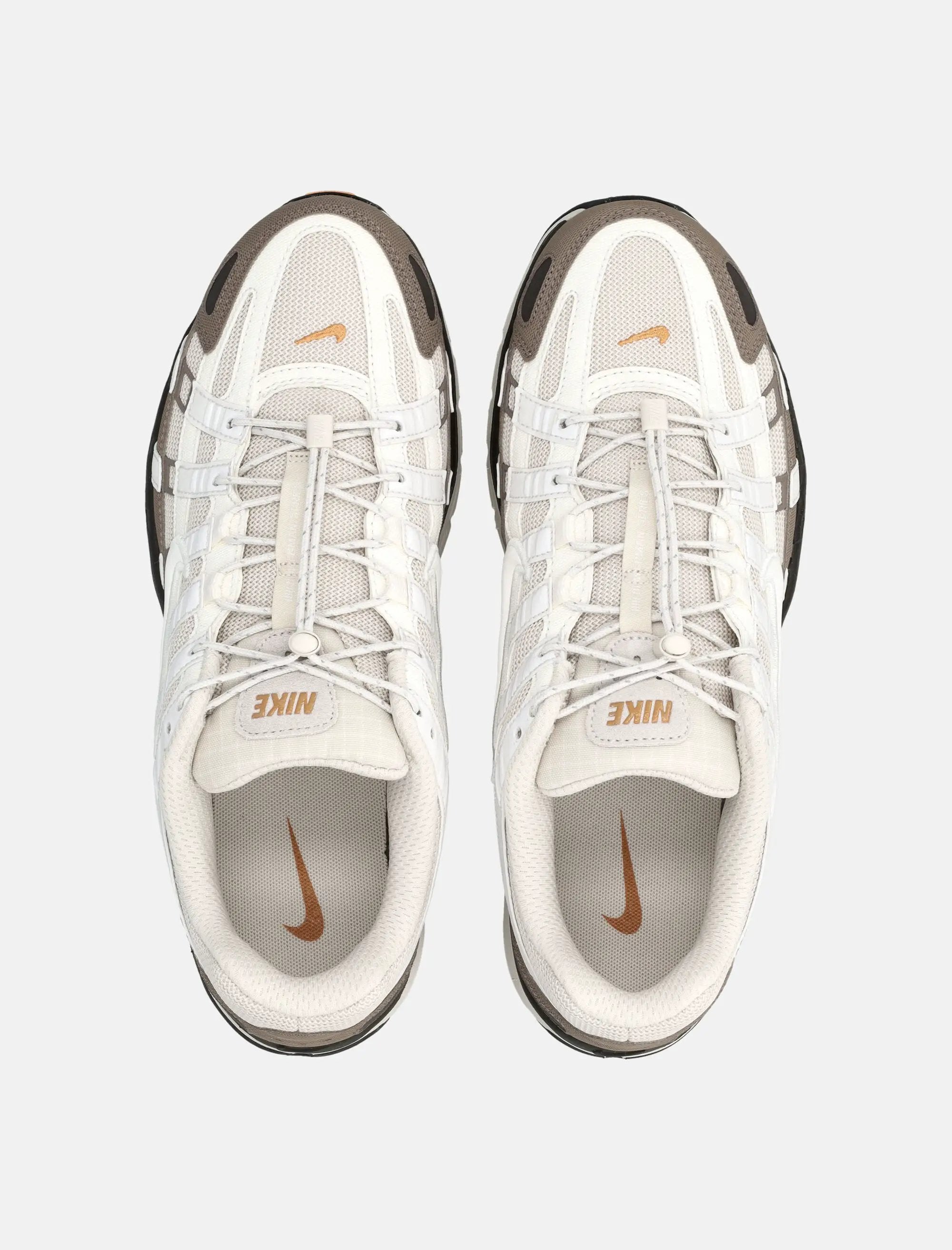 Оригінальна P 6000 Sneakers In Light Orewood Tone Nike – вид ззаду