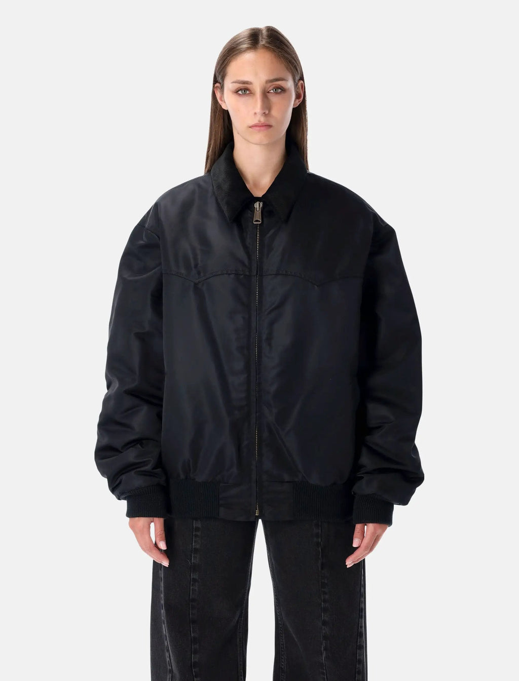 Оригінальна Oversized Nylon Bomber Jacket With Velvet Collar Maison margiela – боковий вид