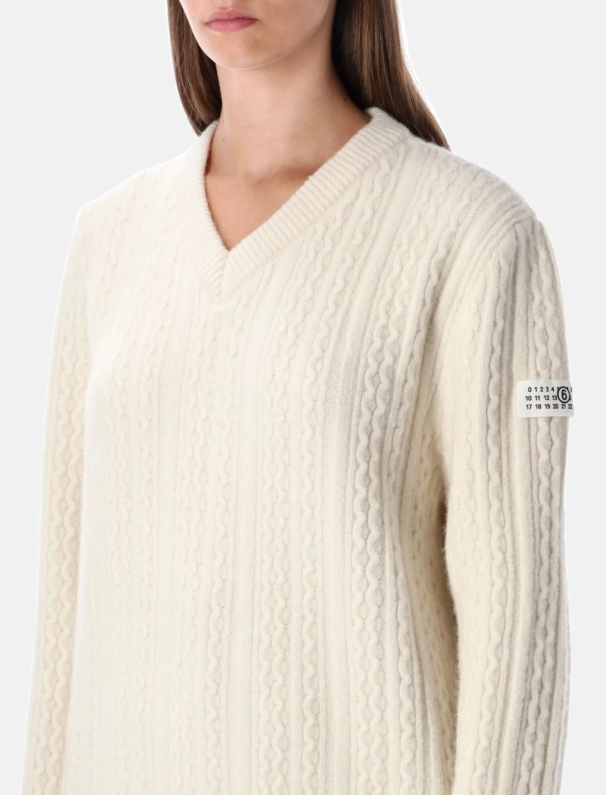 Wool Blend Cable Knit V Neck Sweater Maison margiela – Гарантія оригінальності – детальний вид
