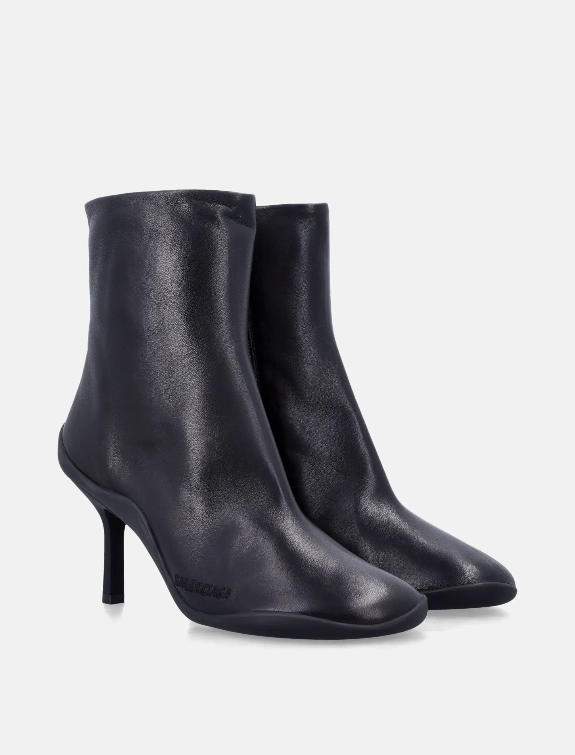 Shibuya Bootie In Shiny Sheepskin Balenciaga оригінал – Купити в Україні – вид ззаду