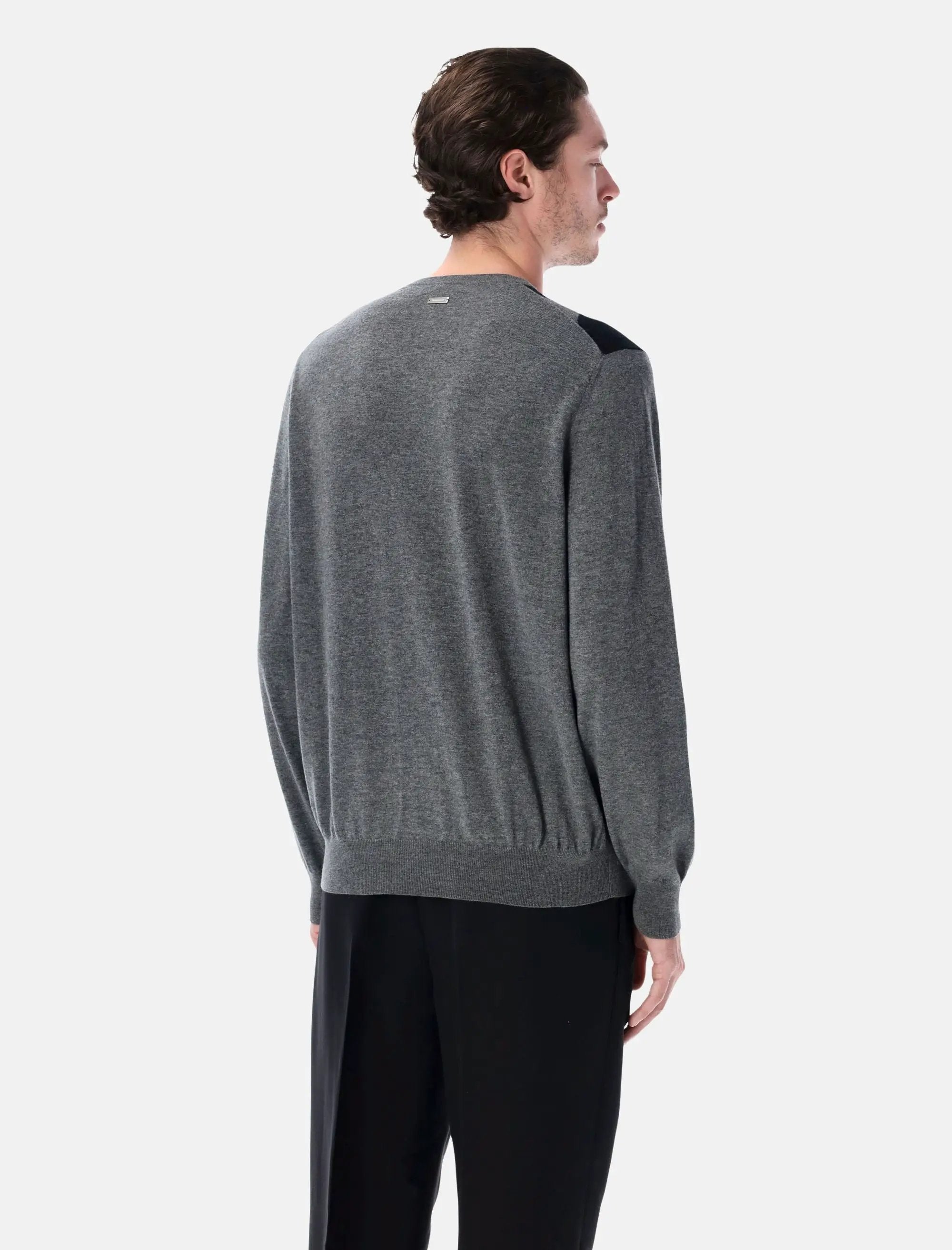 Grey Virgin Wool Argyle V Neck Sweater Salvatore ferragamo оригінал – Купити в Україні – вид ззаду
