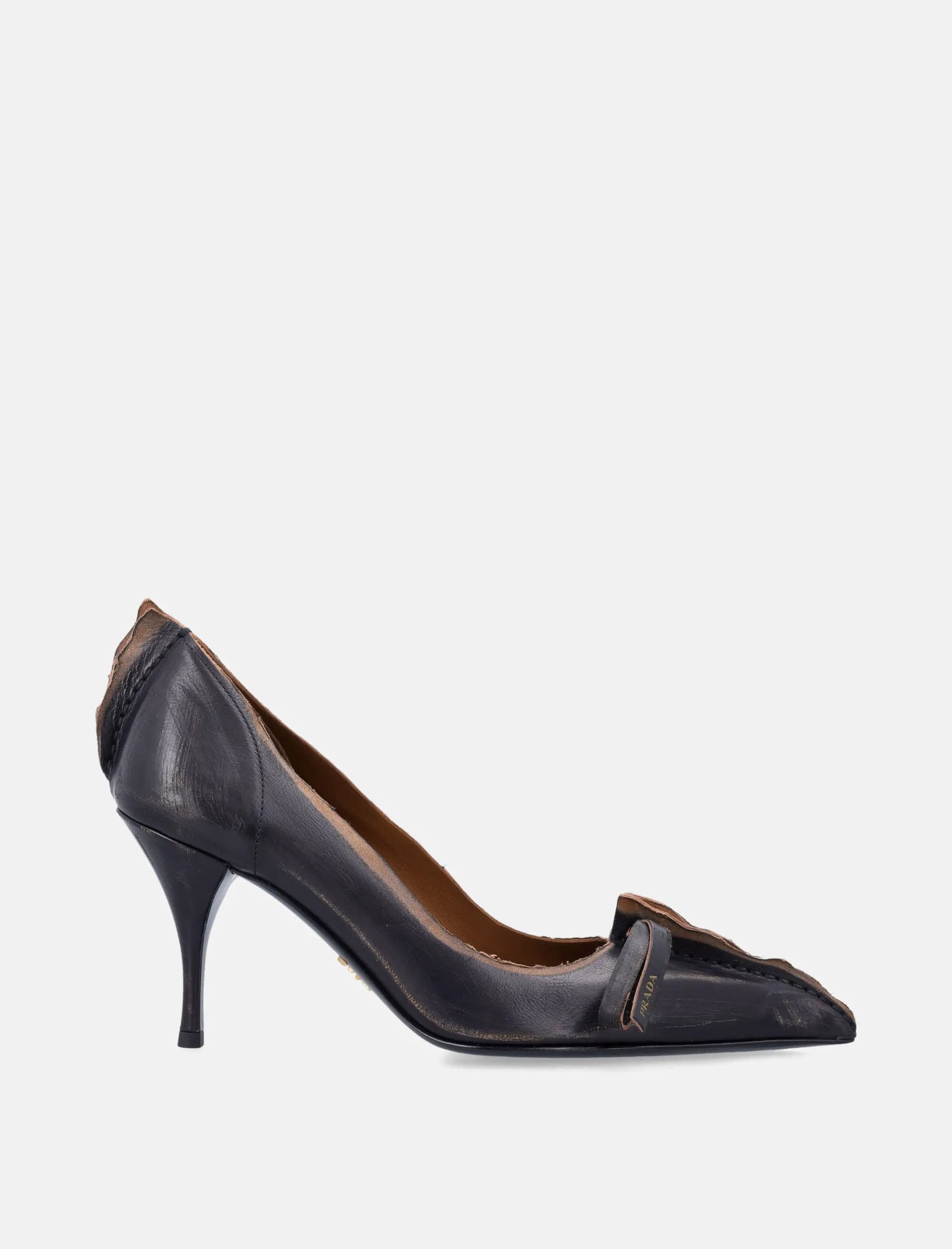Antiqued Leather Pumps With Stiletto Heel Prada – Гарантія оригінальності – боковий вид