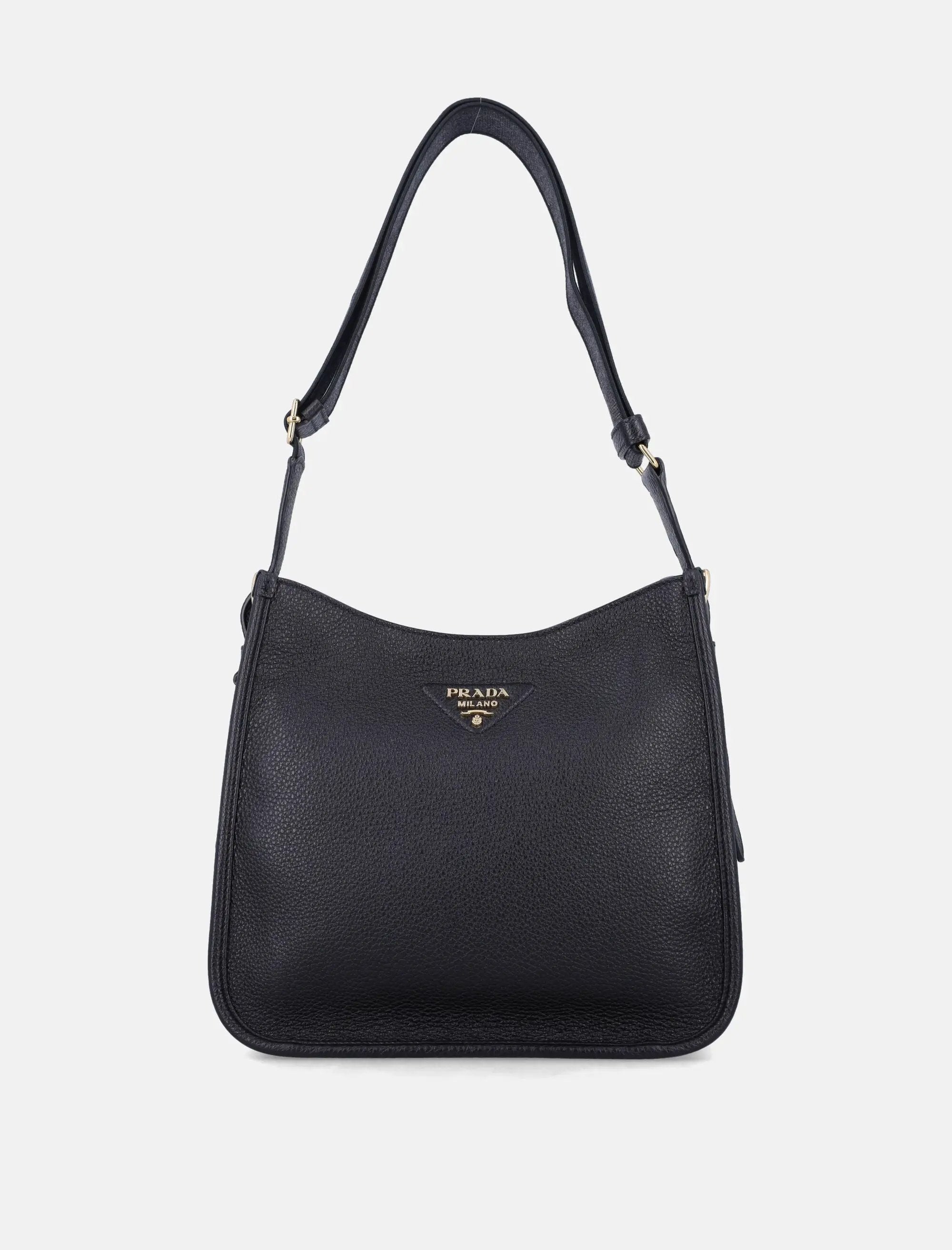 Оригінальна Medium Black Leather Shoulder Bag Prada – боковий вид