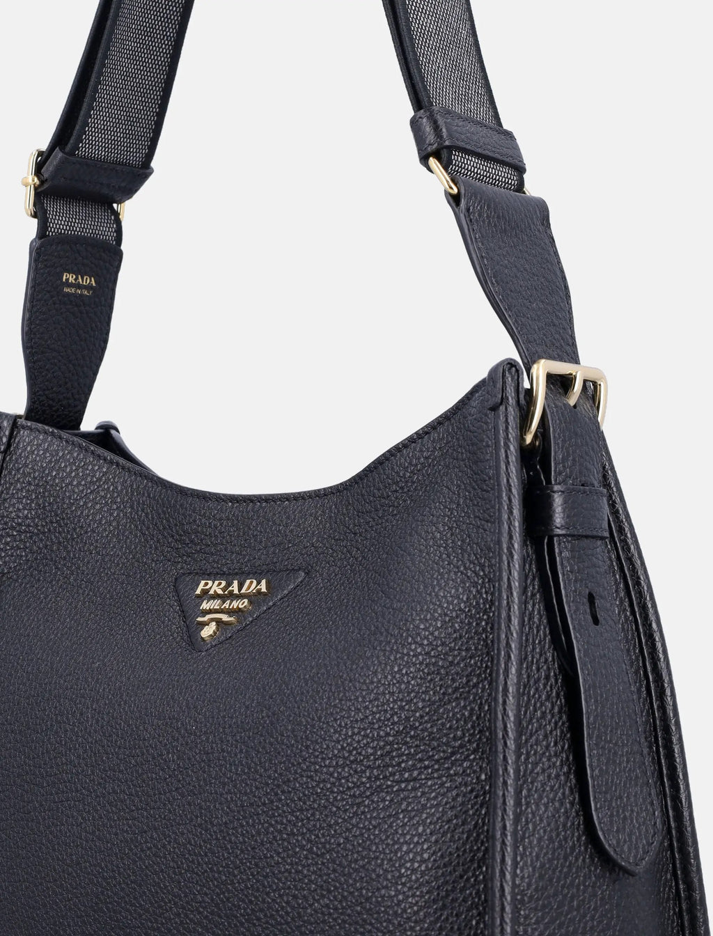 Оригінальна Medium Black Leather Shoulder Bag Prada – вид ззаду