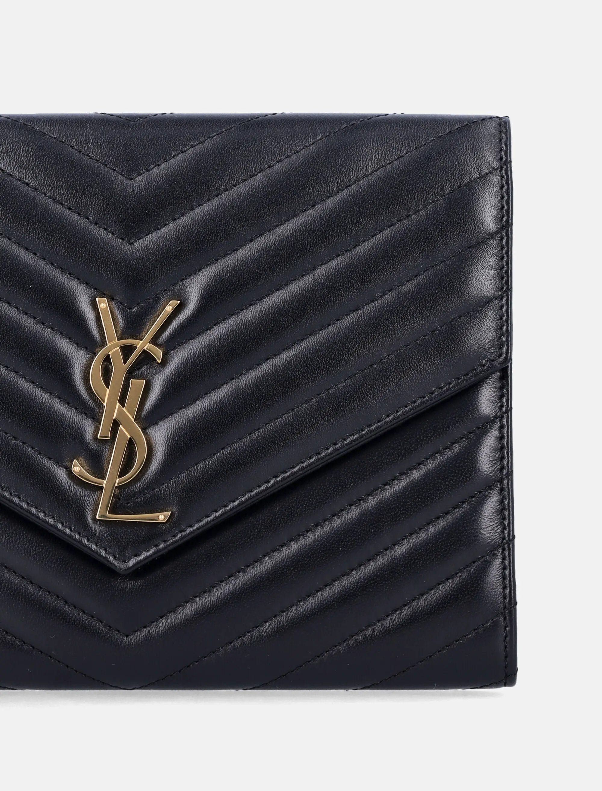 Cassandre Matelassé Flap Pouch In Quilted Lambskin Saint laurent – Гарантія оригінальності – вид ззаду