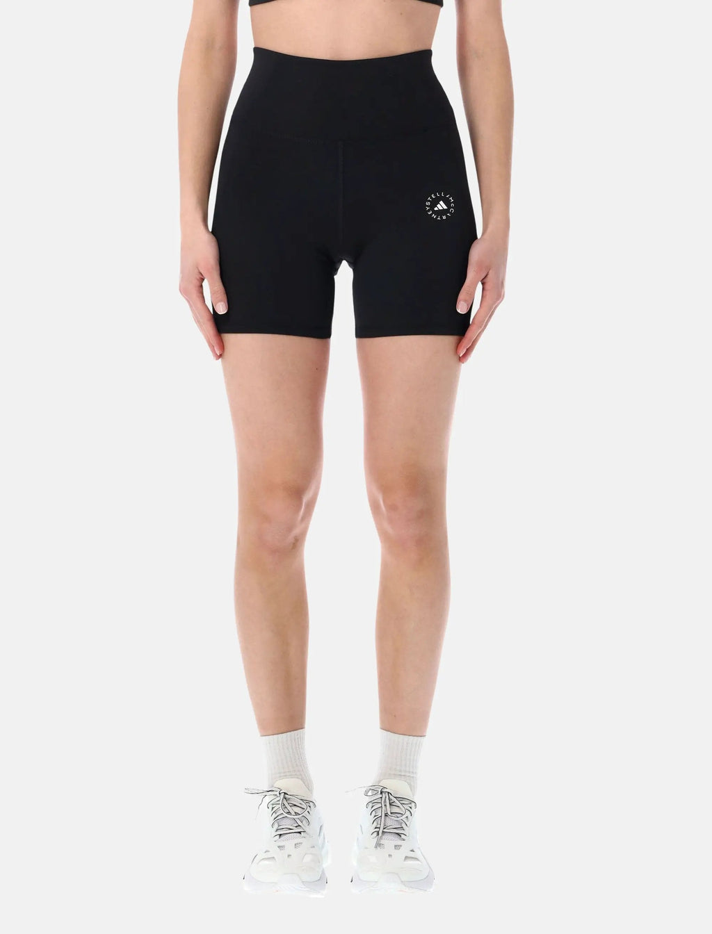 Оригінальна Yoga Shorts Adidas – боковий вид