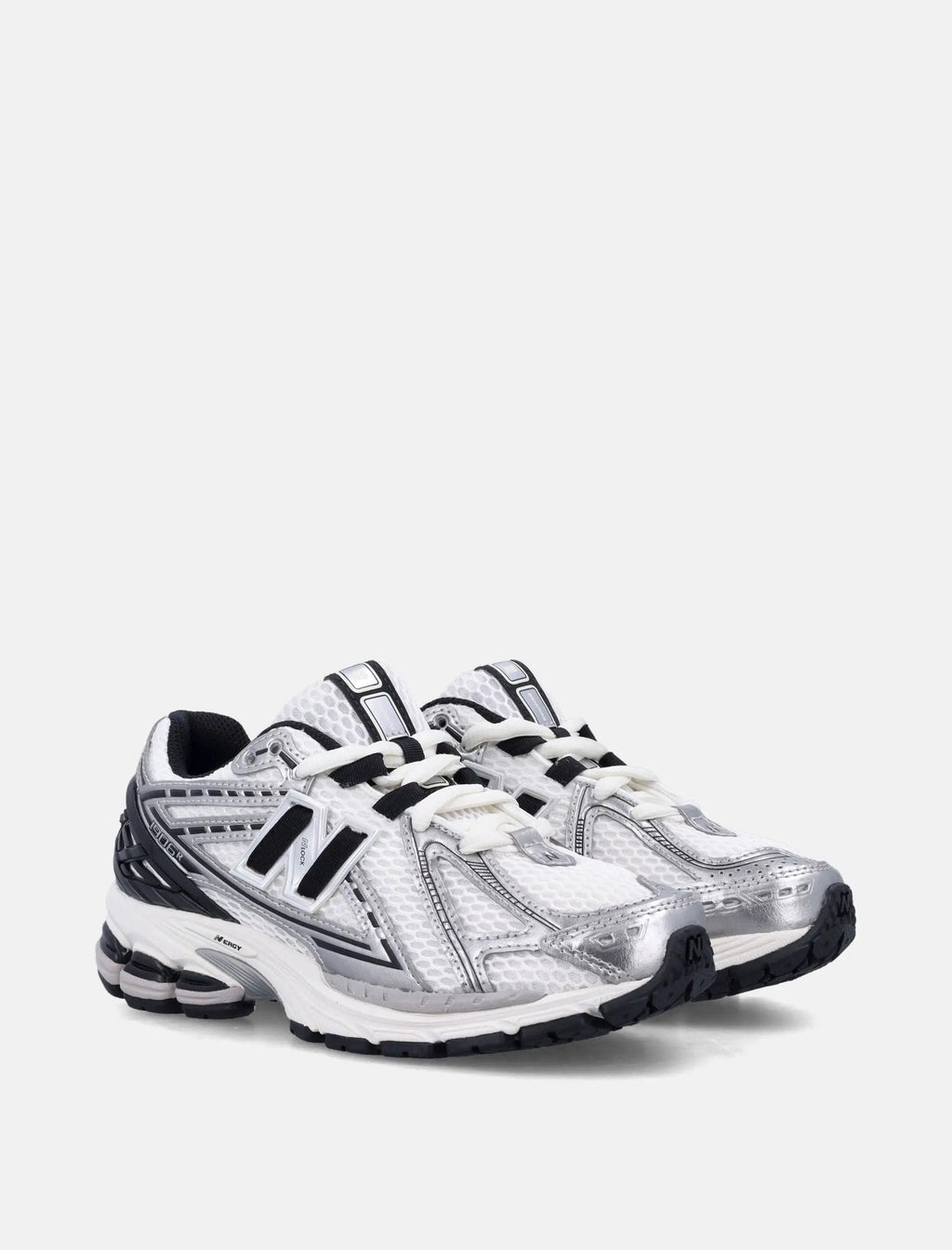 1906r White And Silver Sneakers New balance – Гарантія оригінальності – детальний вид