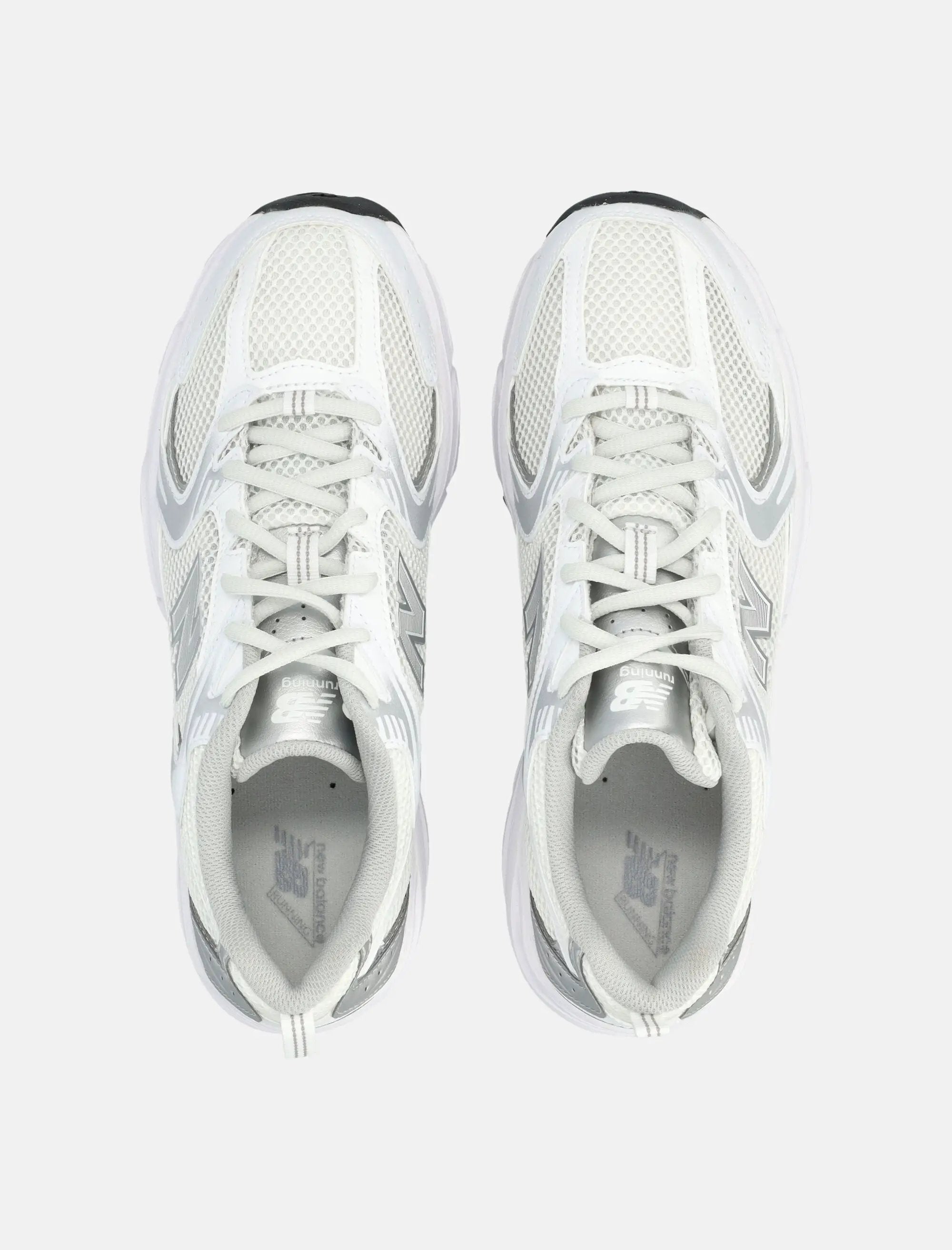 530 White Sneakers New balance – Гарантія оригінальності – вид ззаду