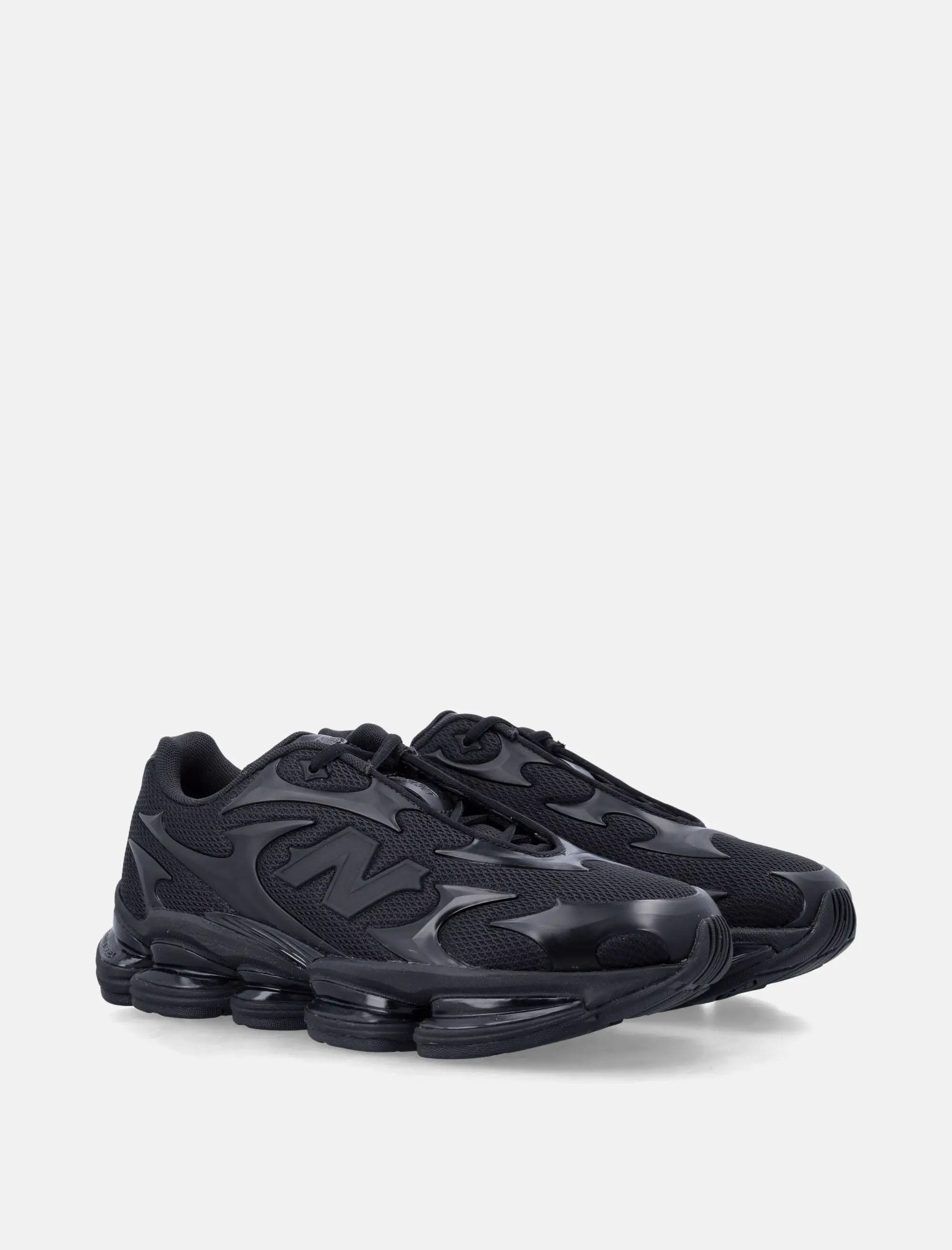2000 Black Sneakers New balance оригінал – Купити в Україні – детальний вид